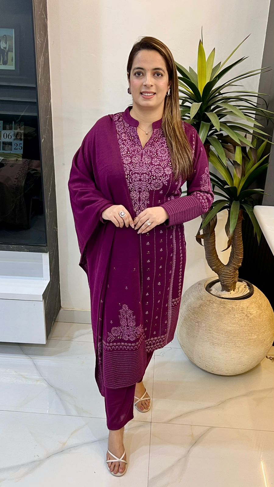 Soft Premium Woolen Suit with Kashida Print