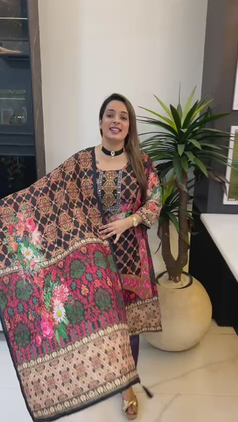 Women’s Chinon Suit Set with Digital Print – Elegant Ethnic & Party Wear