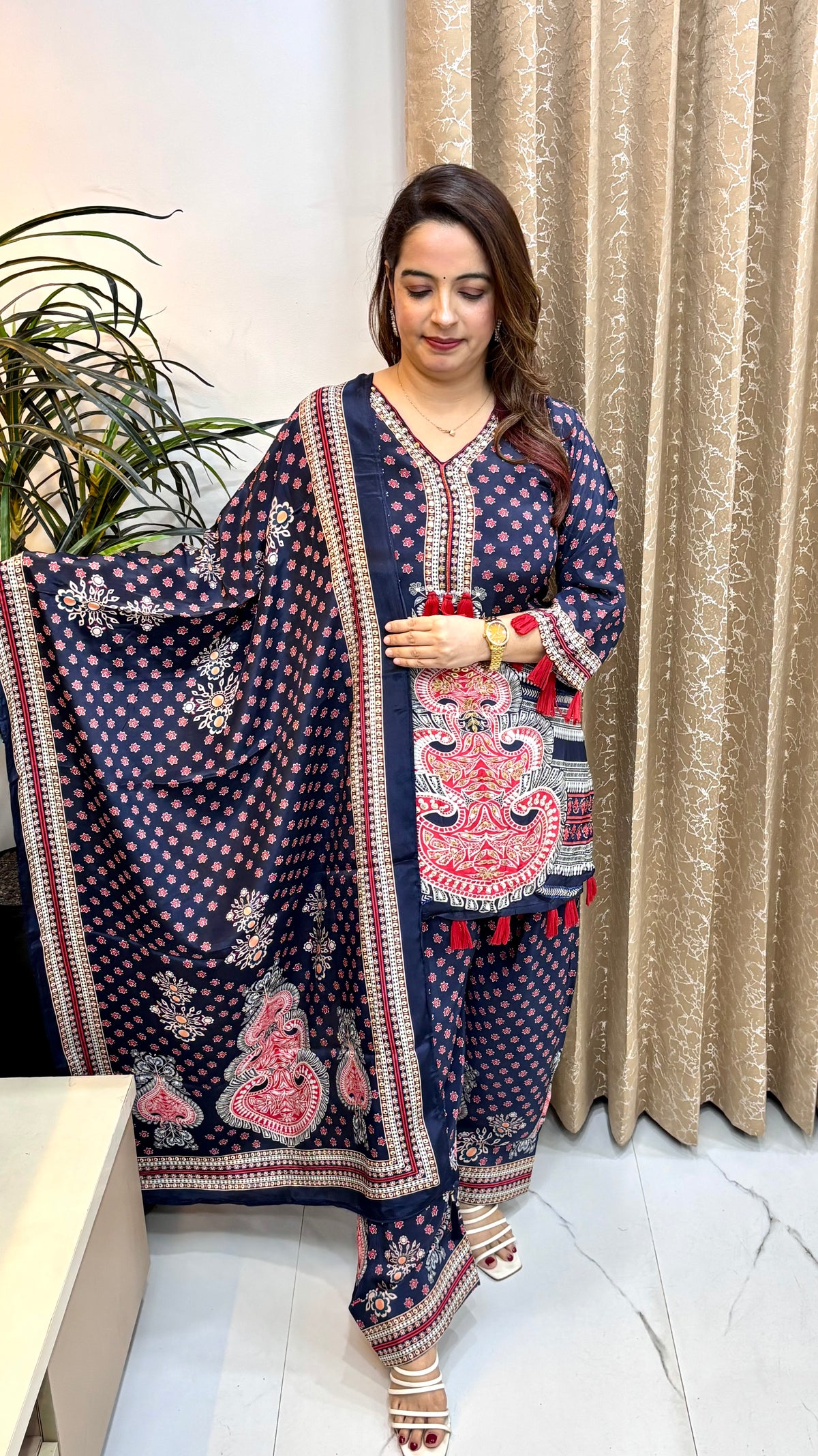 Natural Crepe Suit with Farshi Salwar, Cotton Lining & Crepe Dupatta