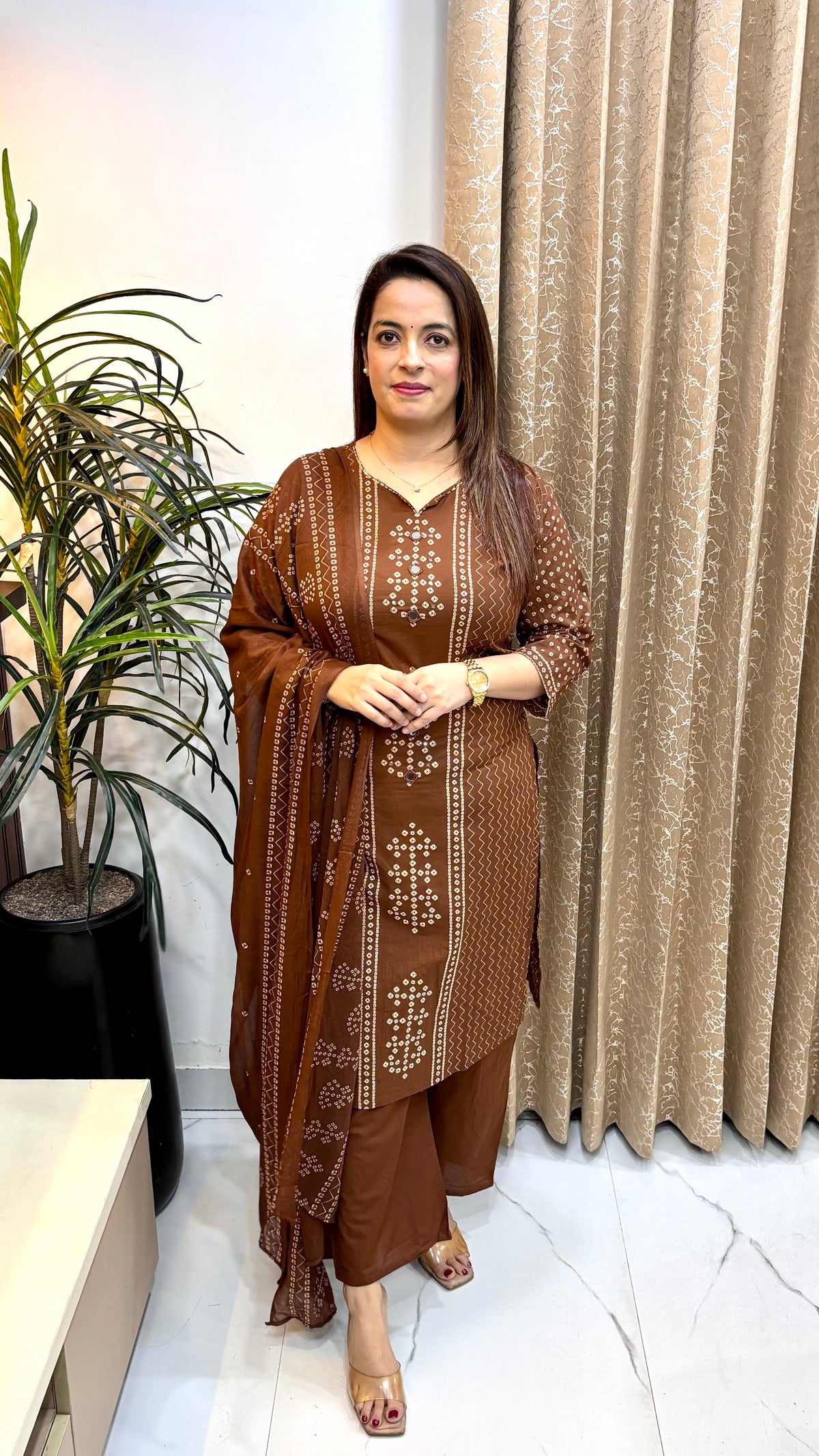 Pure Cotton Bandhani Print Suit with V-Slit Neckline & Mulmul Dupatta