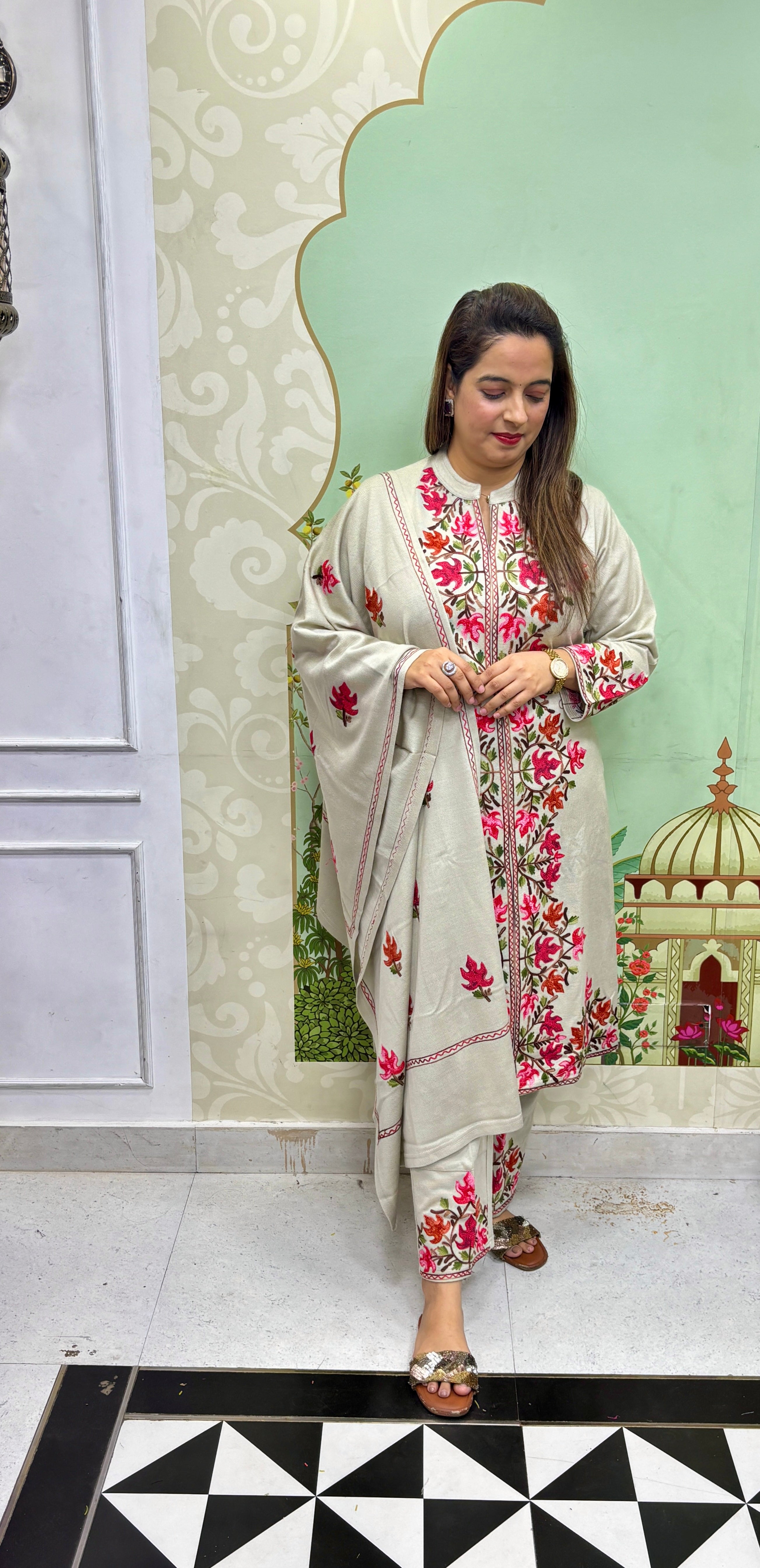 Knitted Woollen Kashmiri Kadhai — Sherwani Style Suit