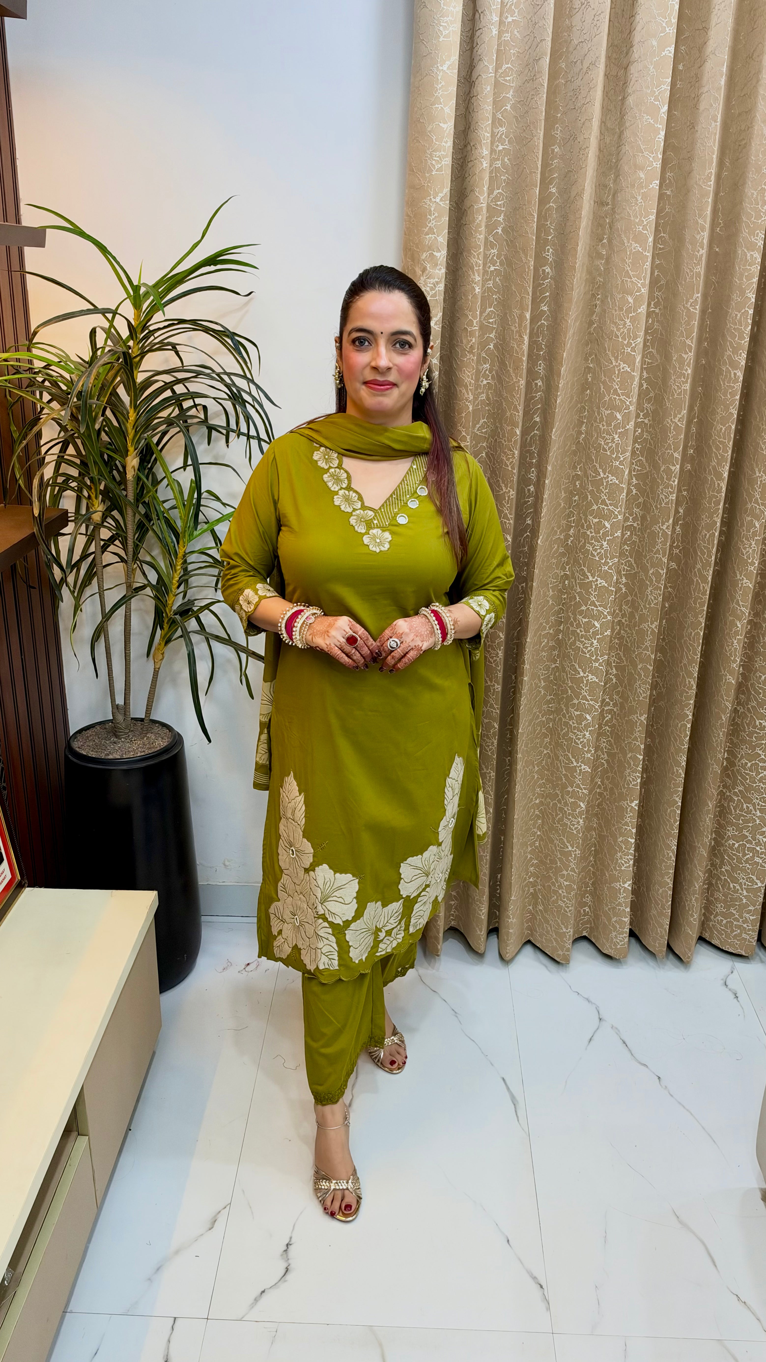 Boutique Grace: Cotton 3-Piece Floral Suit Set with Cut-Work