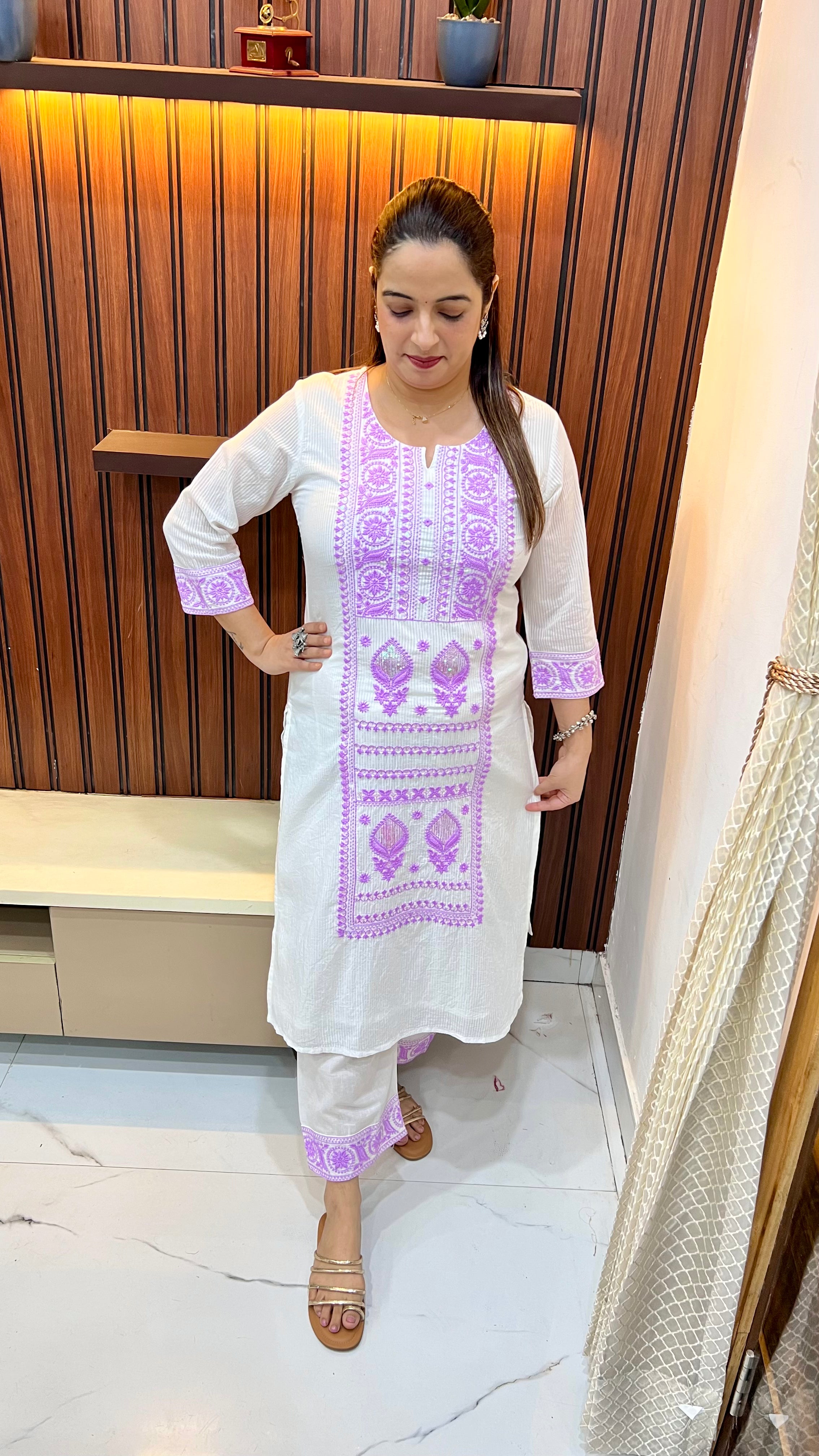 Mul Cotton Co-ord Set with All-Over Lucknawi Work ✨