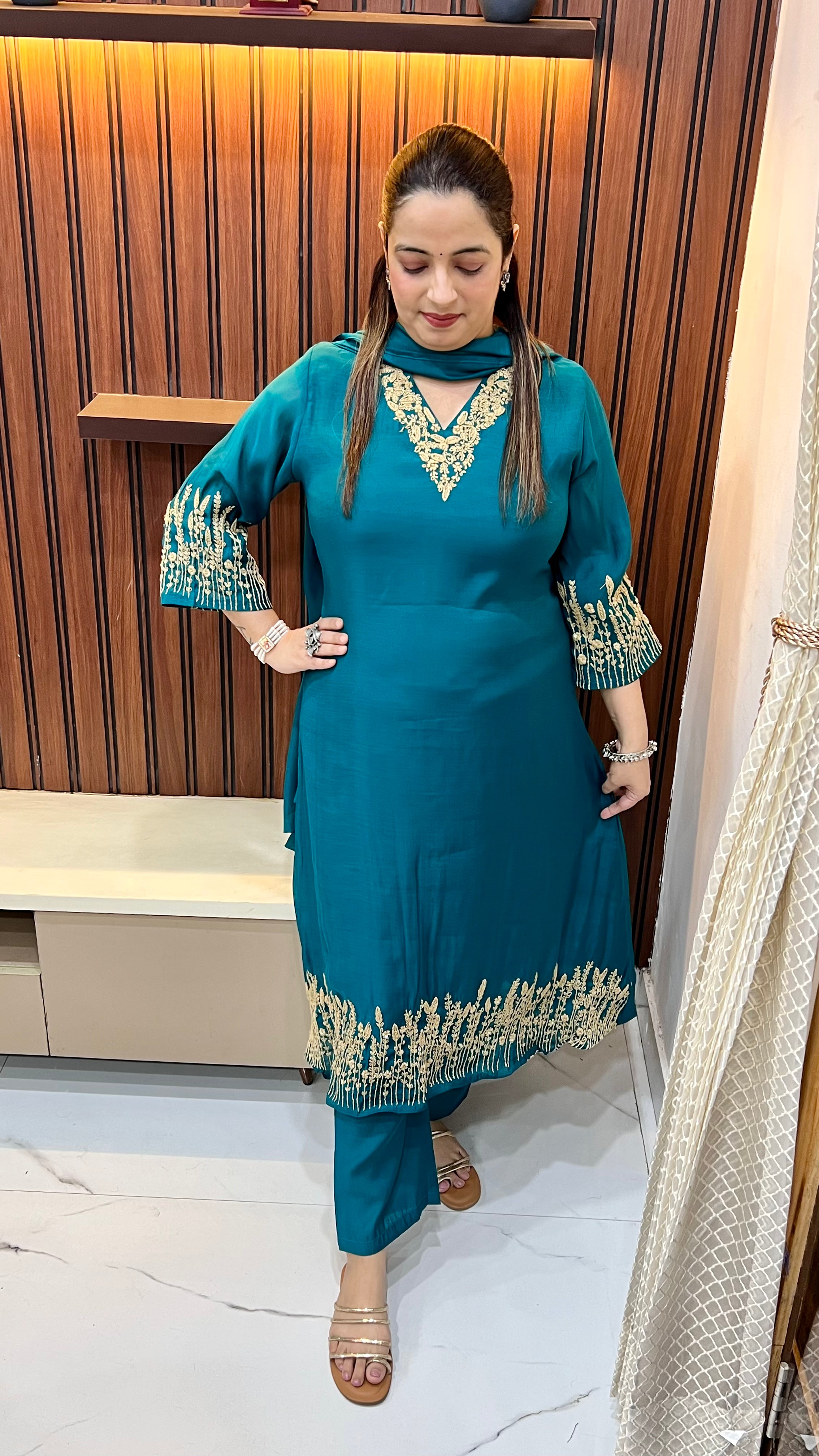 Kolkata Mul Chanderi Suit with Heavy Hand Embroidery ✨