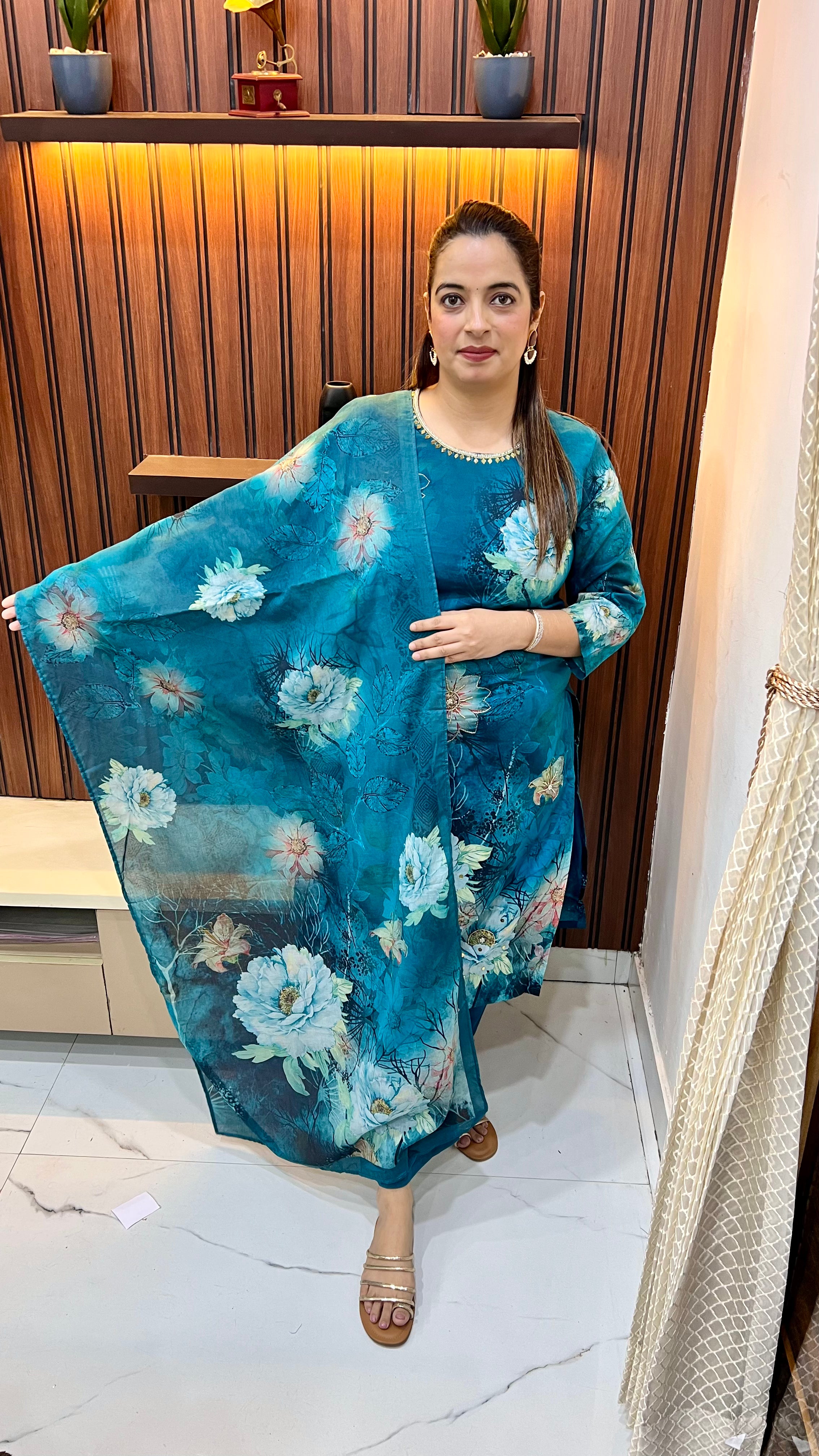 Mul Cotton Suit with Digital Print & Hand Embroidery ✨
