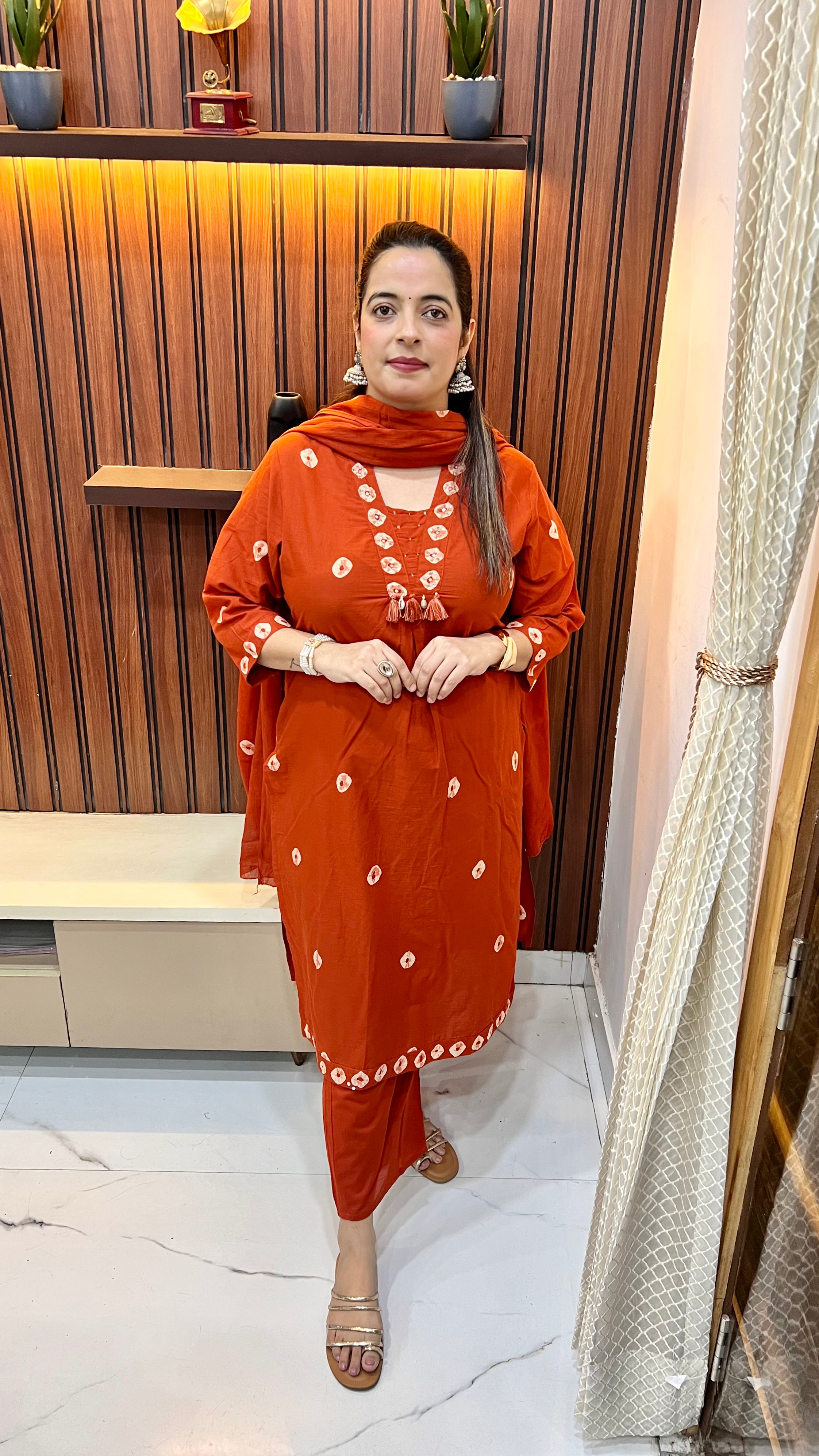 Pure Cotton Suit with Bandhani Print & Chinese Collar ✨