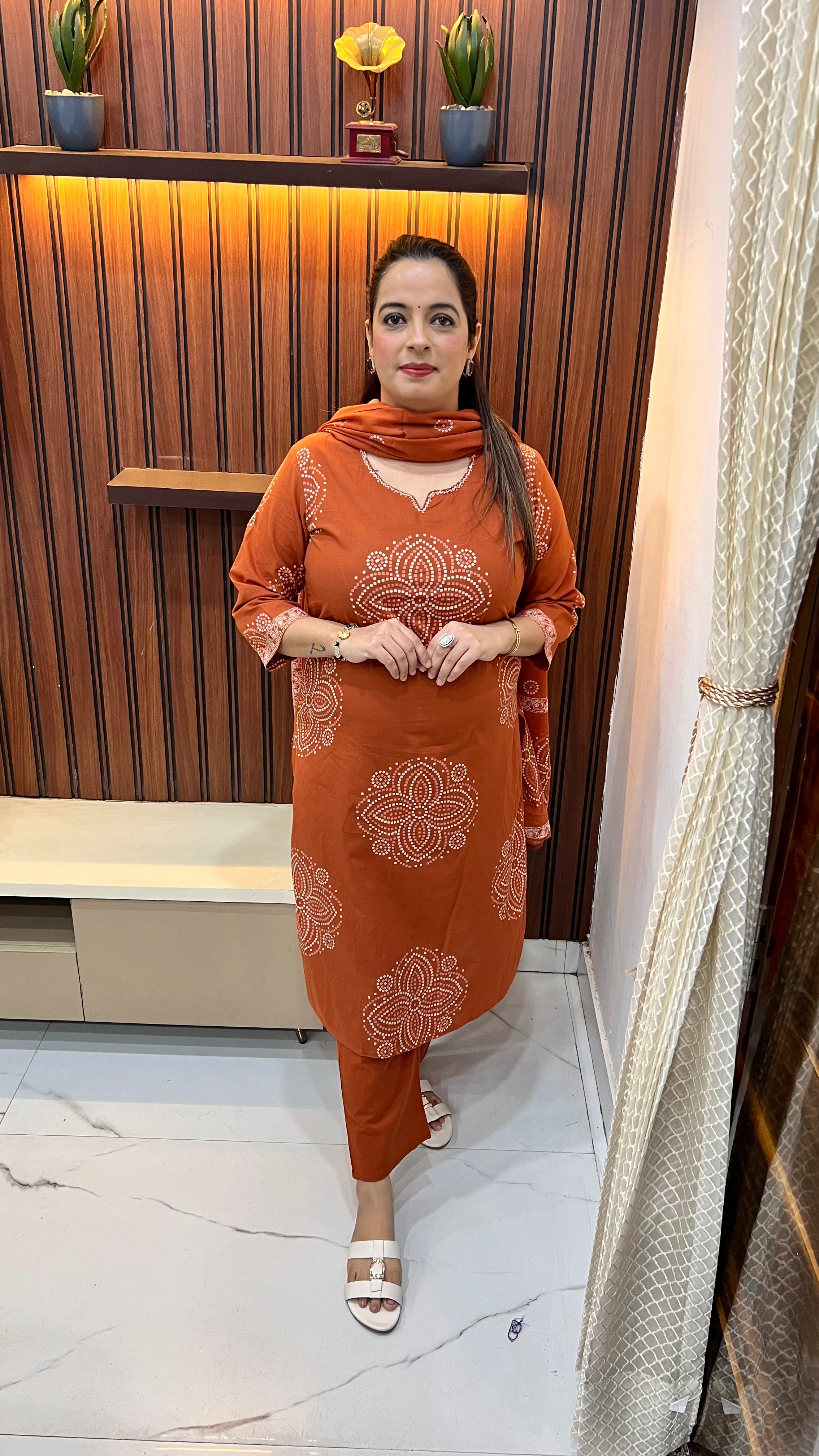 Pure Cotton Bandhani Print Suit with Hand Embroidery ✨