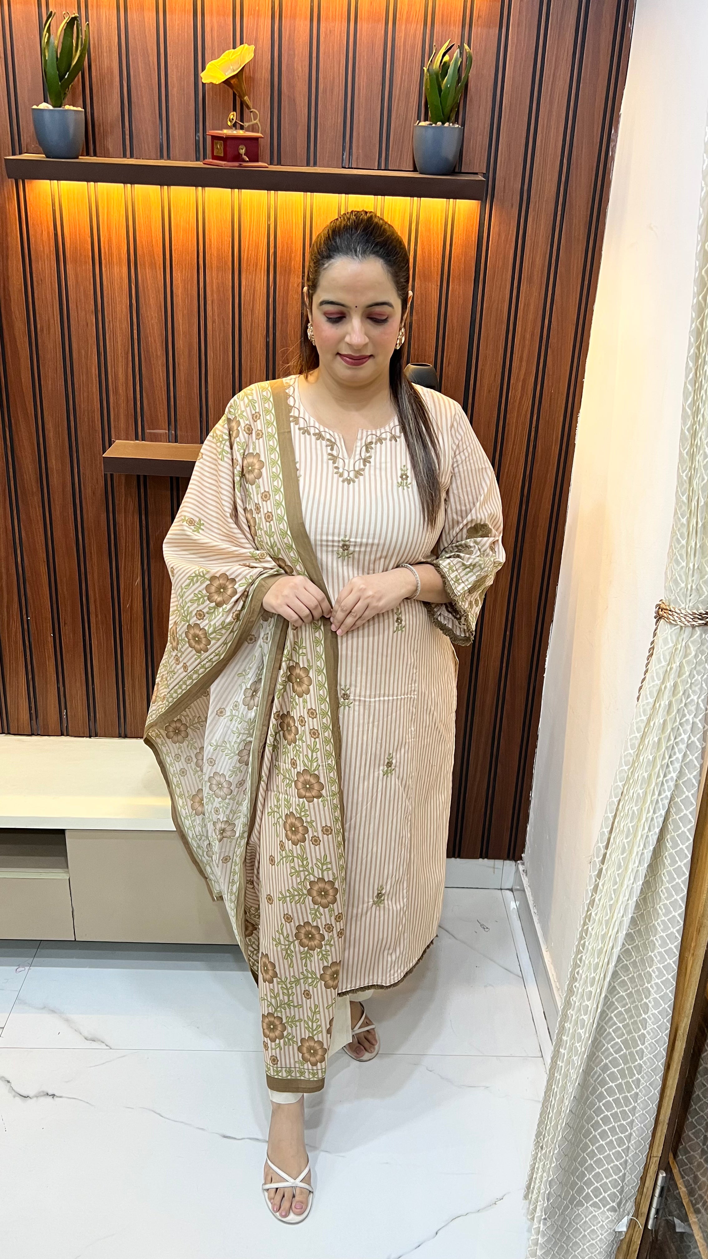 Pure Cotton Princess Cut Straight Suit with Cotton Lining & Thread Embroidery Work