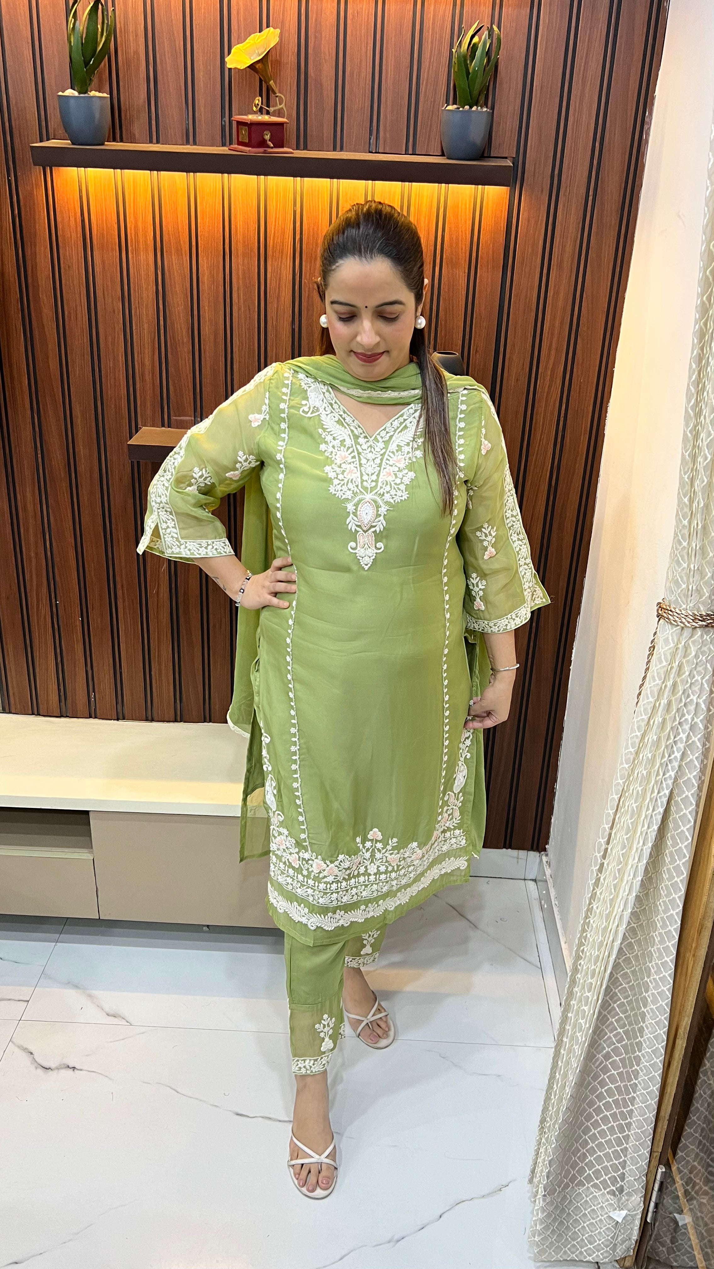 Pure Organza Suit with Crepe Lining, Resham Thread Embroidery & Pearl Cut Dana Neckline