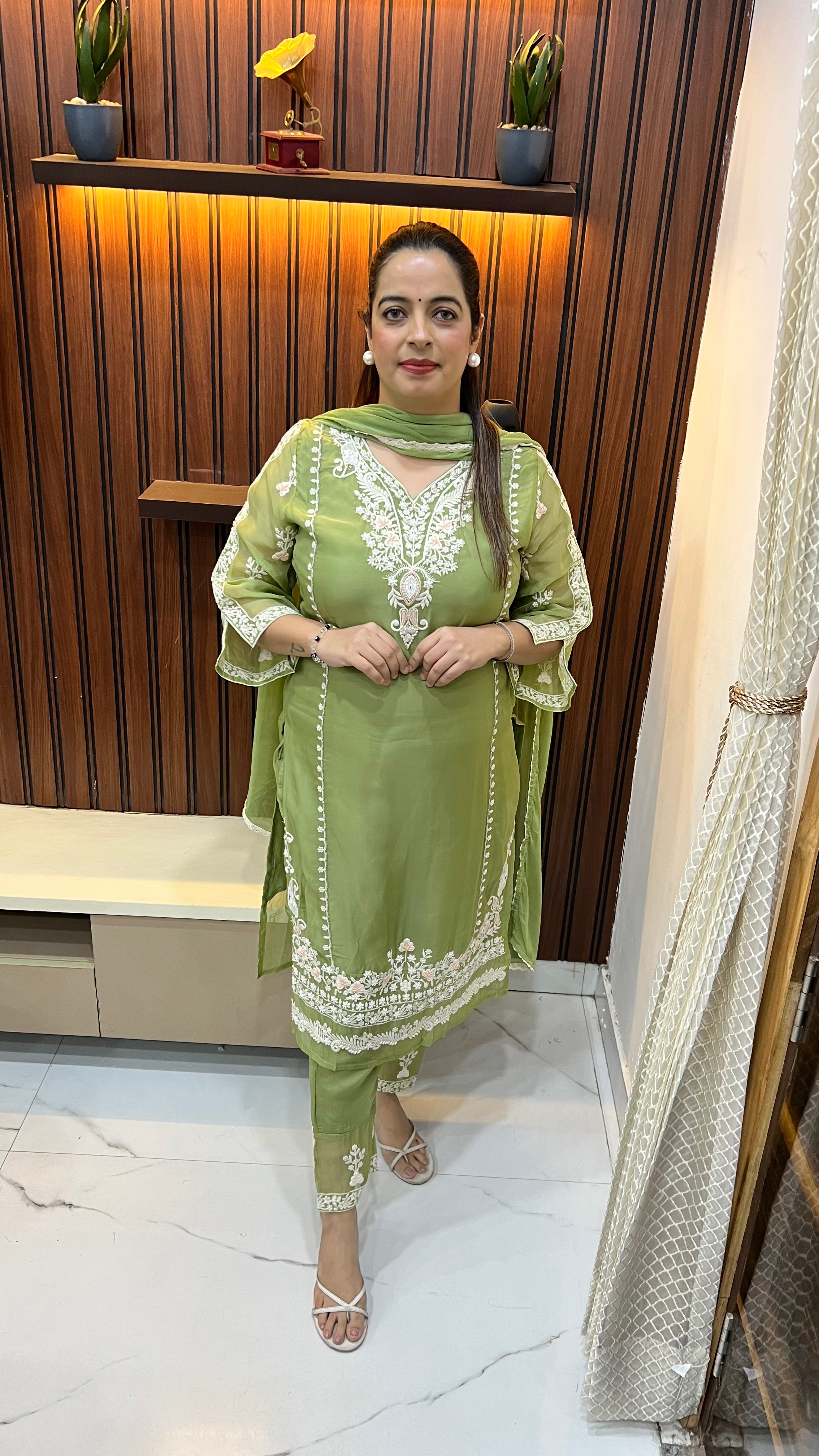 Pure Organza Suit with Crepe Lining, Resham Thread Embroidery & Pearl Cut Dana Neckline