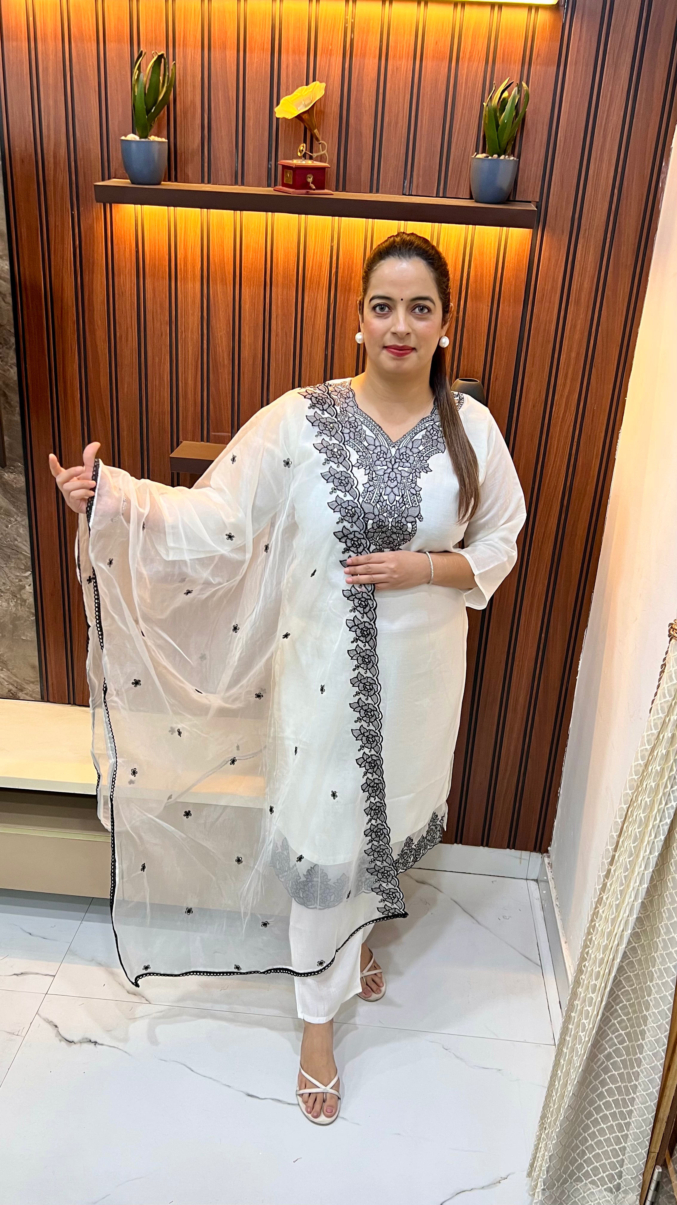 Pure Masleen Suit with Cotton Lining & Embroidery Work on Neckline & Ghera