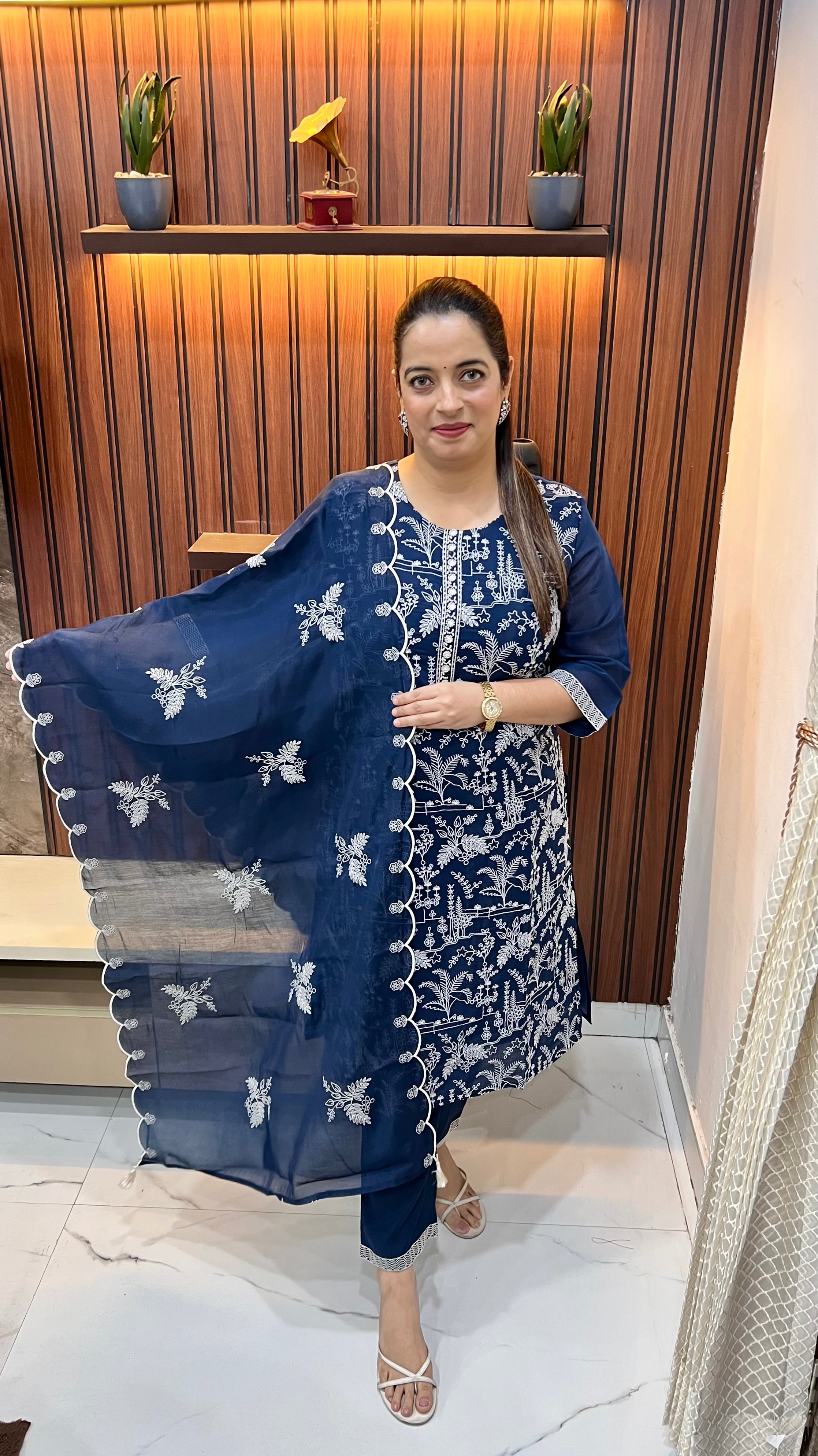 Mul Chanderi Suit with Thread Embroidery & Embroidered Dupatta