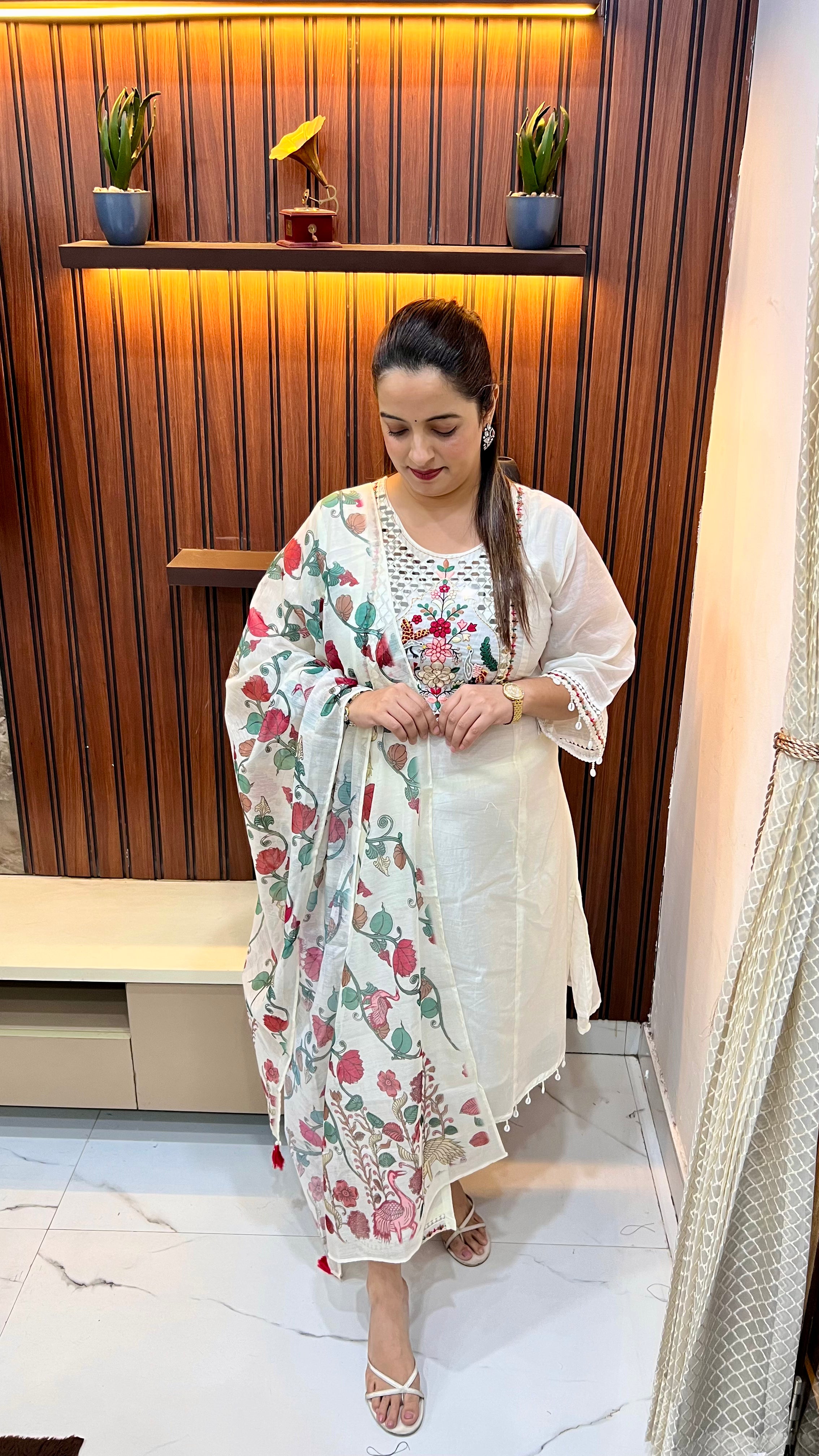Mul Chanderi Suit with Madhubani Artwork, Mirror & Hand Embroidery