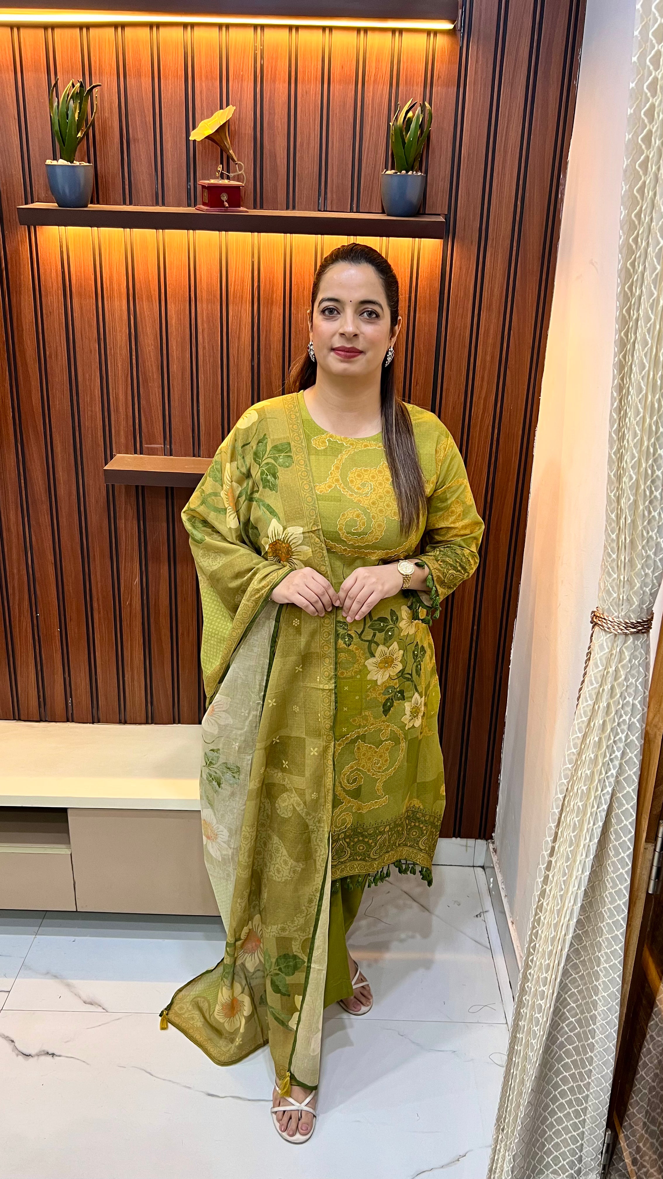 Pure Cotton Suit with C-Cut Ghera, Zari & Mirror Work with Crochet Lace