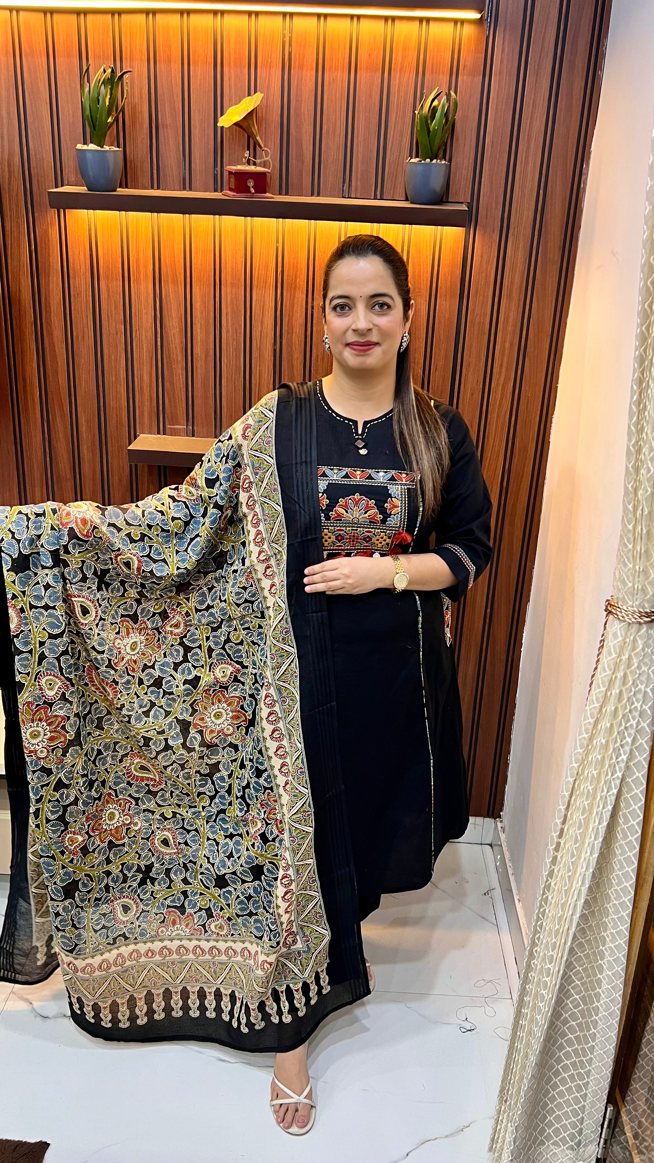 Pure Cotton Suit with Madhubani Artwork & Dual Side Pockets