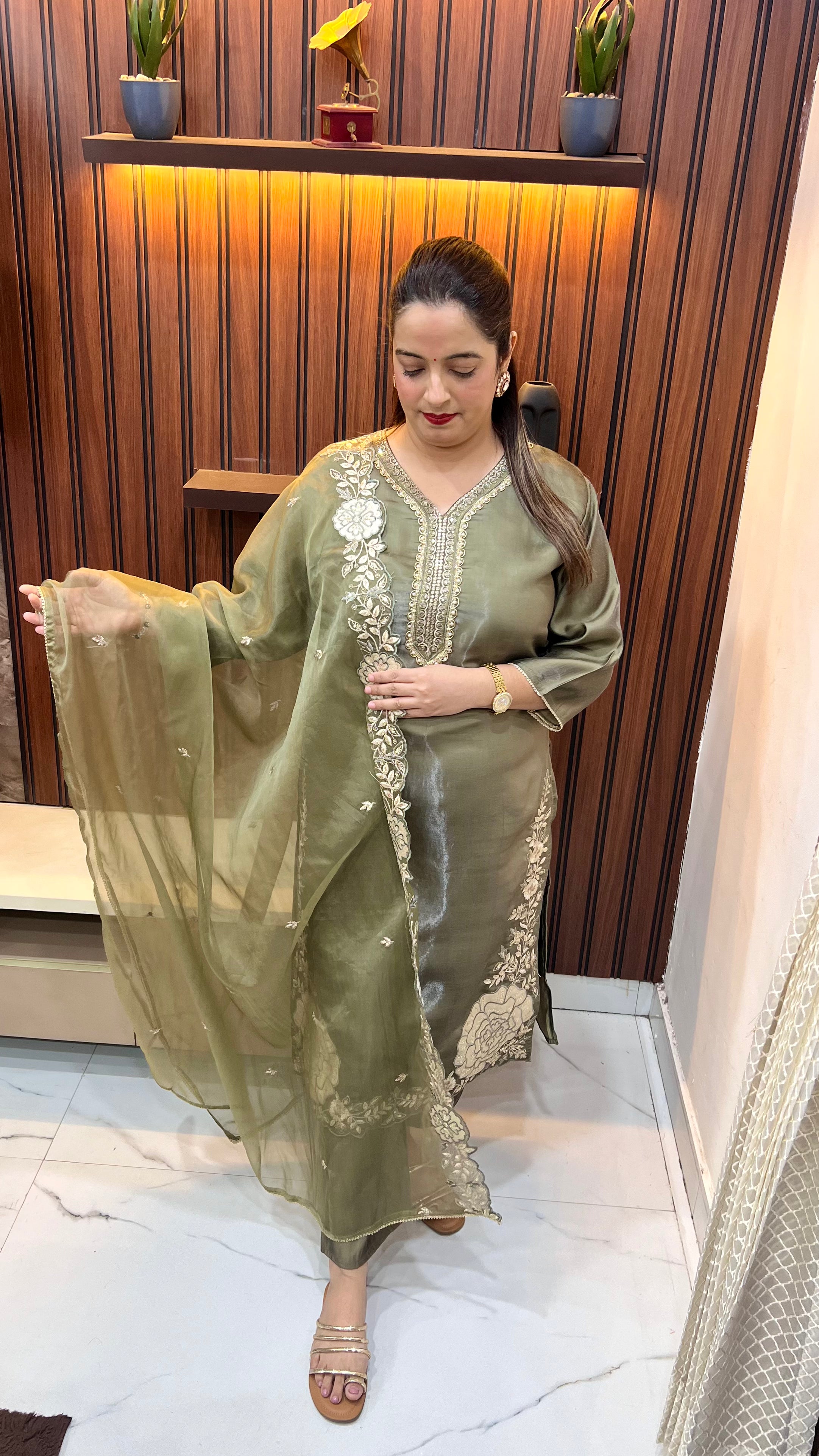 Pure Organza Shimmer Suit with Zari & Thread Work