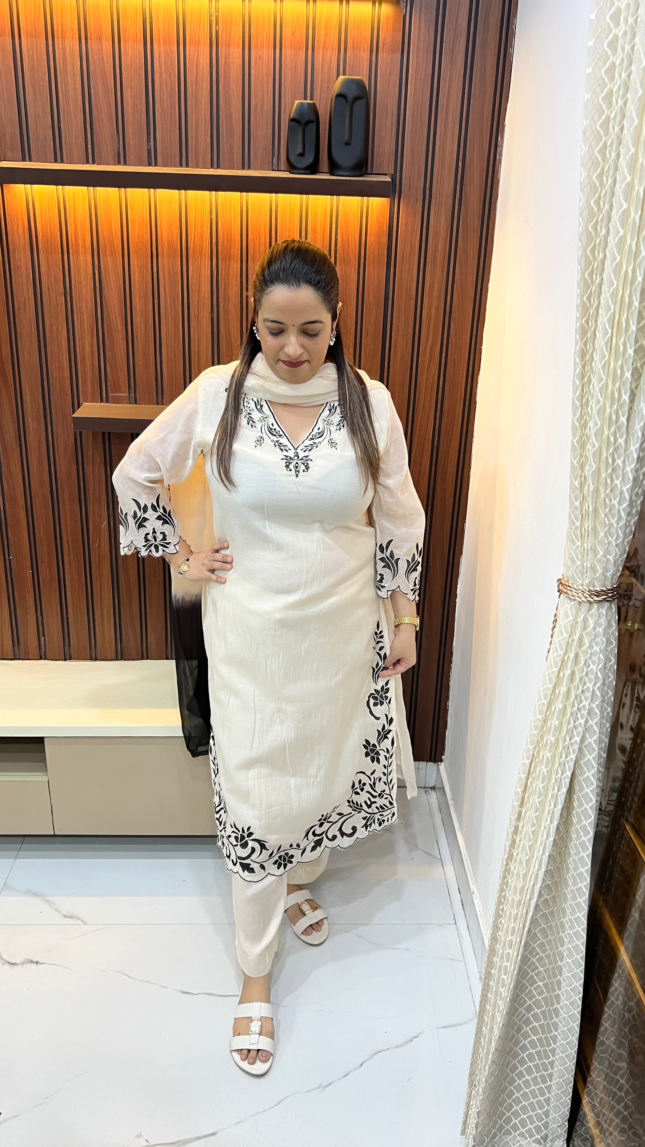 Mul Chanderi Suit with Cut Work & Elegant Thread Embroidery with Pure Cotton Lining