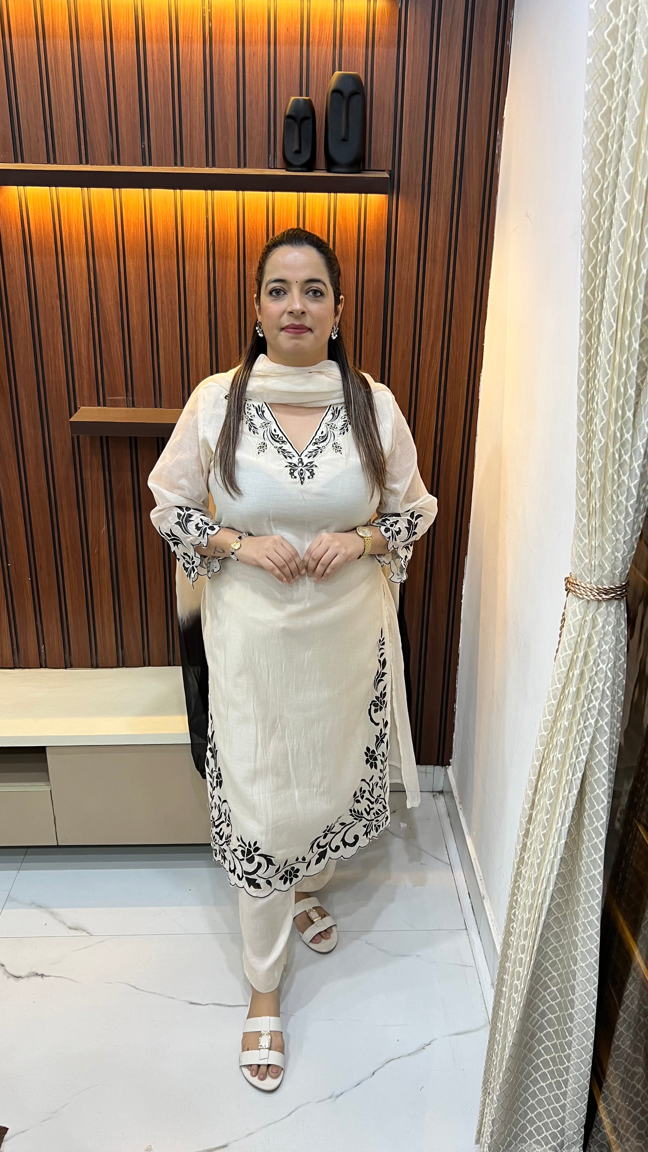 Mul Chanderi Suit with Cut Work & Elegant Thread Embroidery with Pure Cotton Lining