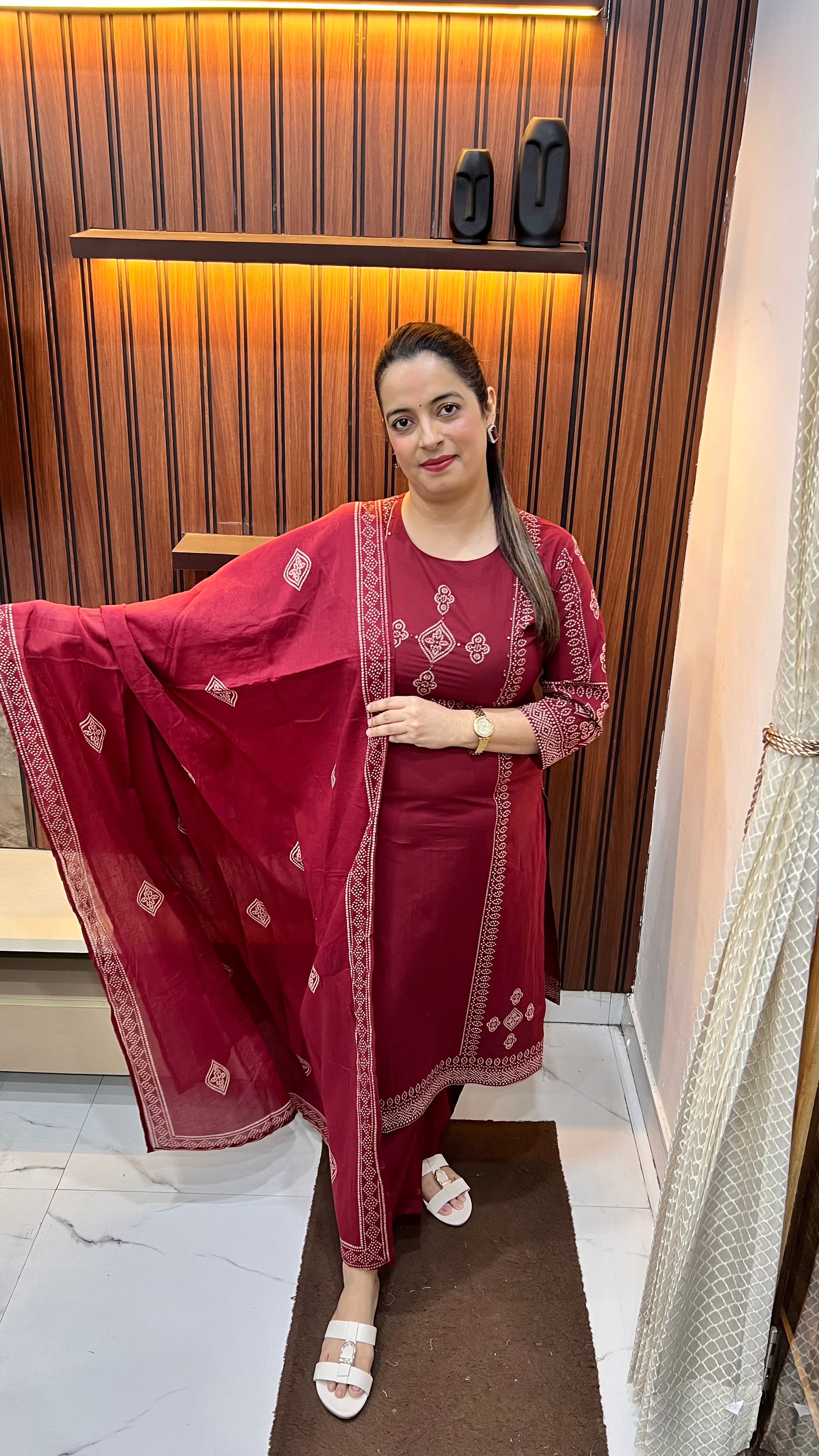 Pure Cotton Bandhani Suit with Hand Embroidery – Traditional & Elegant Wear