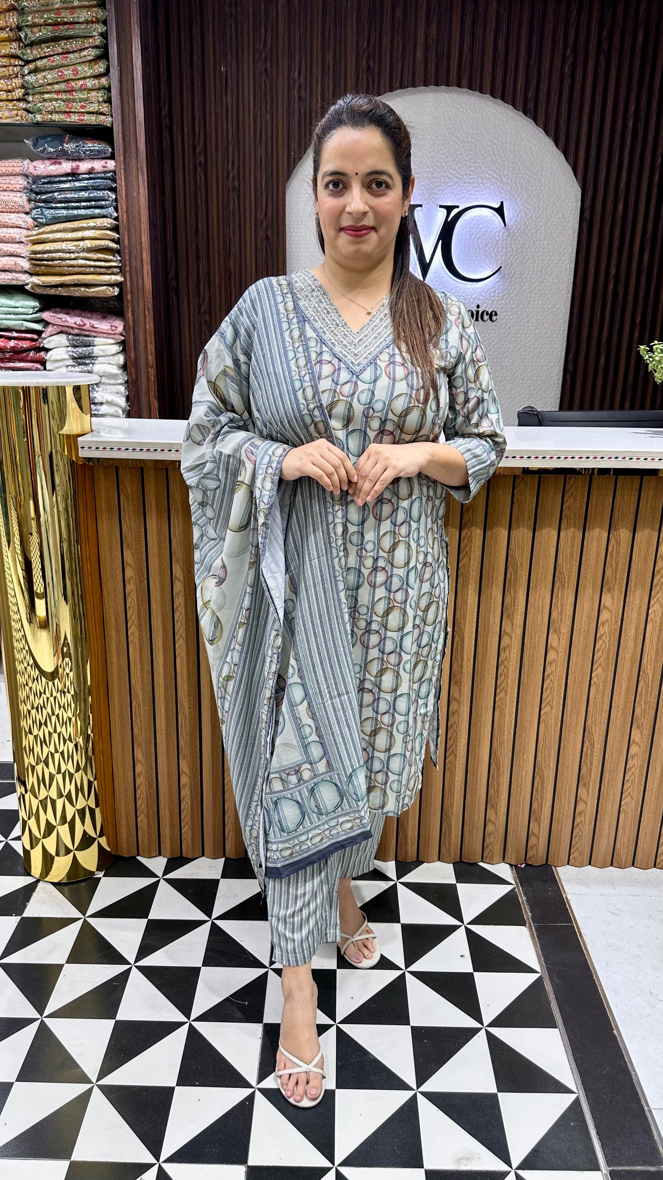 Pure Cotton Suit with Hand-Embroidered Neckline