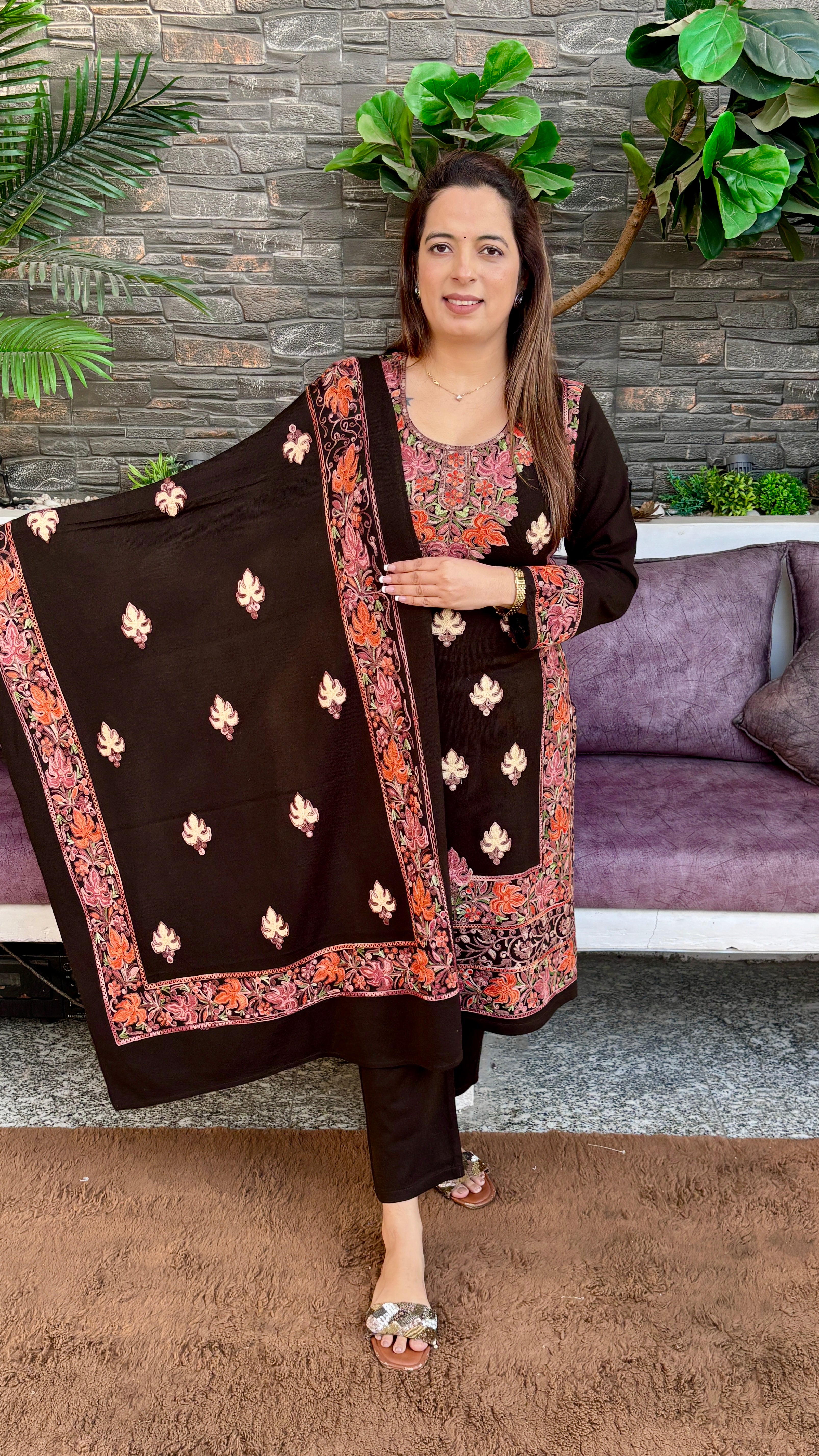 Woollen Suit — Kashmiri Kadhai with Knitted Dupatta
