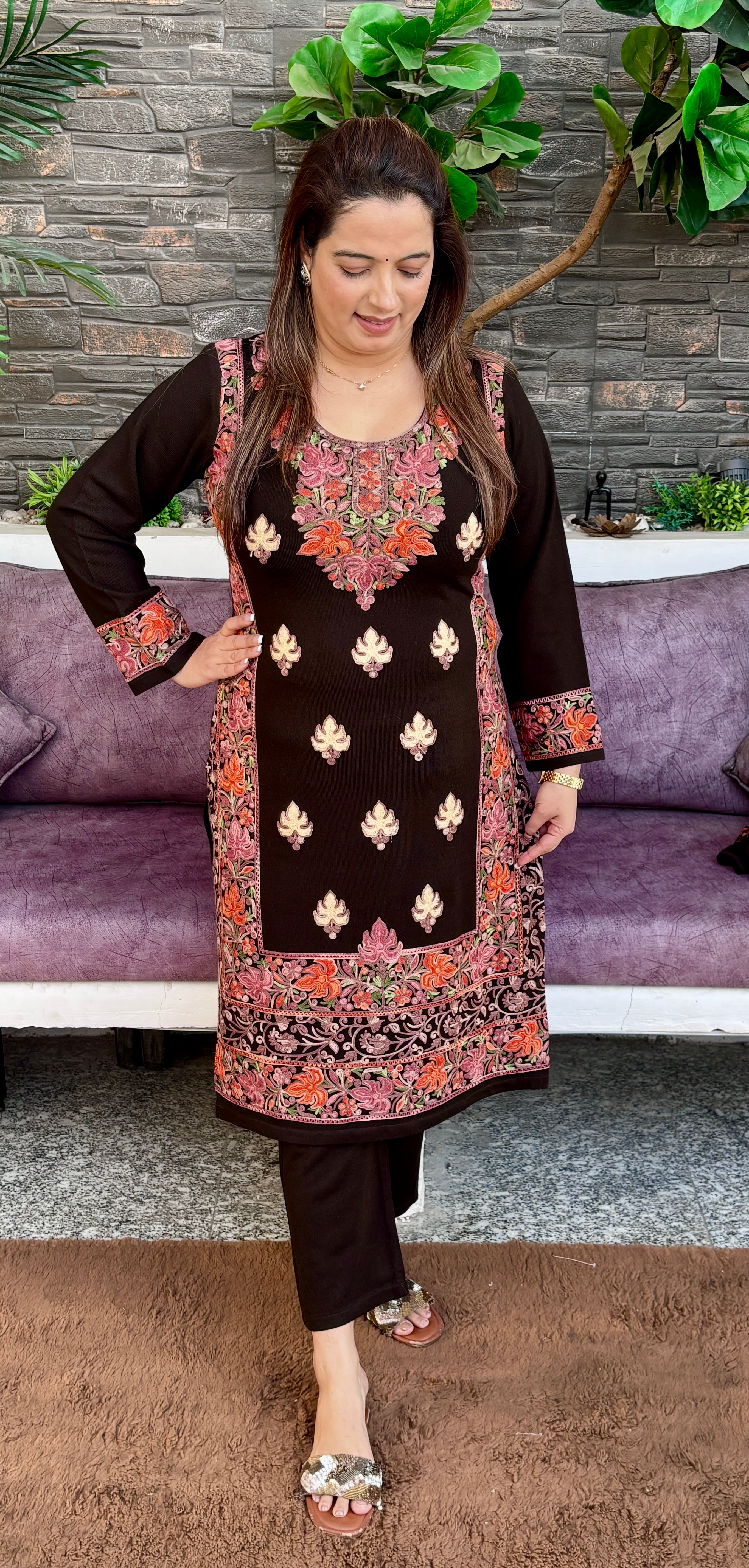 Woollen Suit — Kashmiri Kadhai with Knitted Dupatta