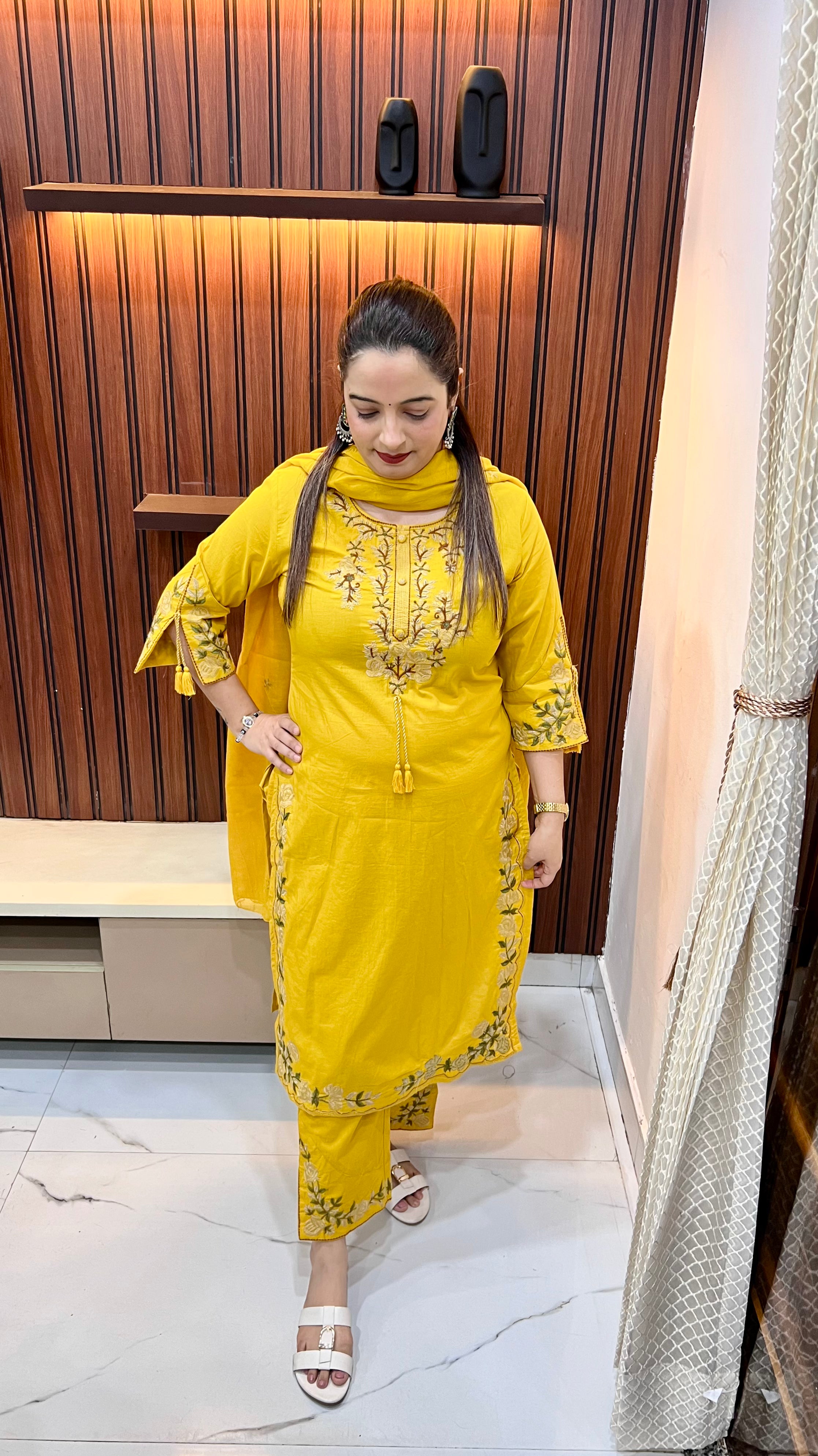 Pure Cotton Suit with Thread Embroidery & Mul Cotton Dupatta ✨