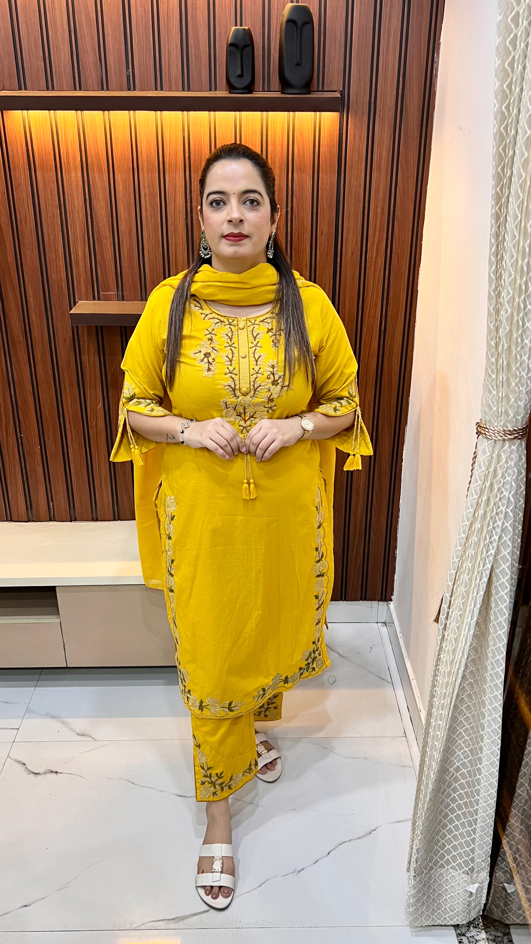 Pure Cotton Suit with Thread Embroidery & Mul Cotton Dupatta ✨