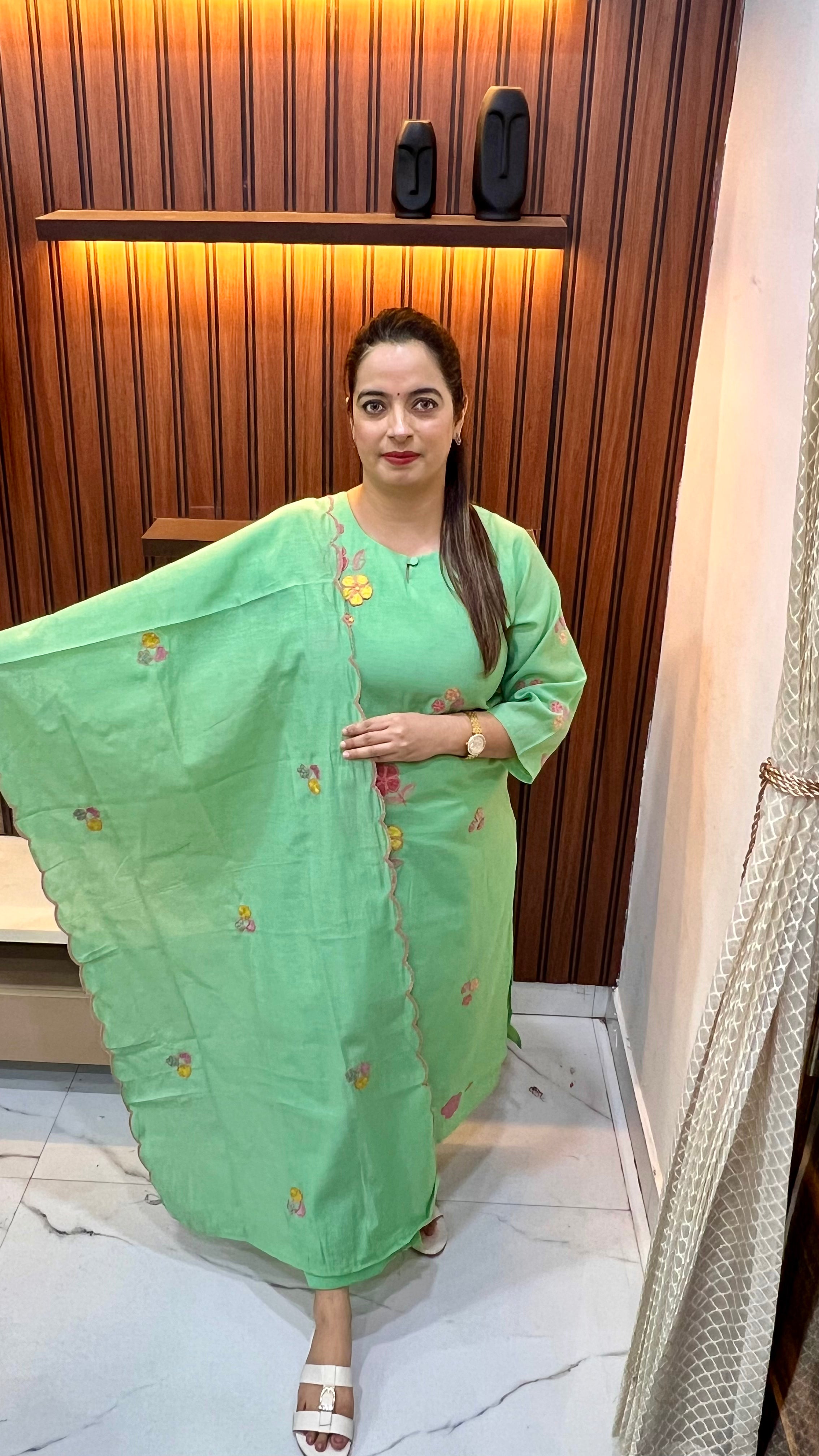 Pure Cotton Suit with Floral Thread Embroidery