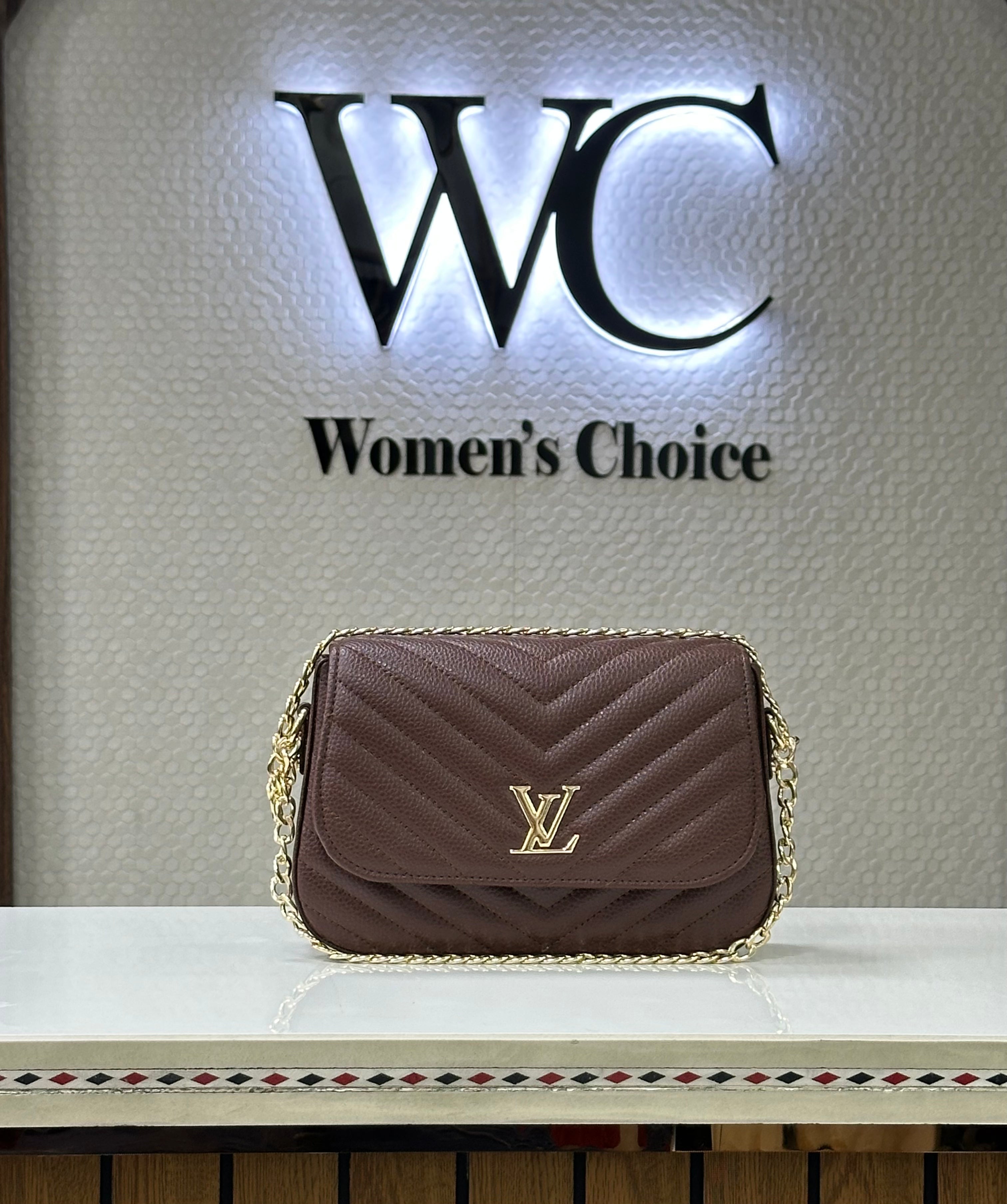✨ Fashionable Ladies Chain Handbag: Trendy New Style Crossbody Small Square Bag – Popular Ins Women's Bag Stylish Handbag ✨