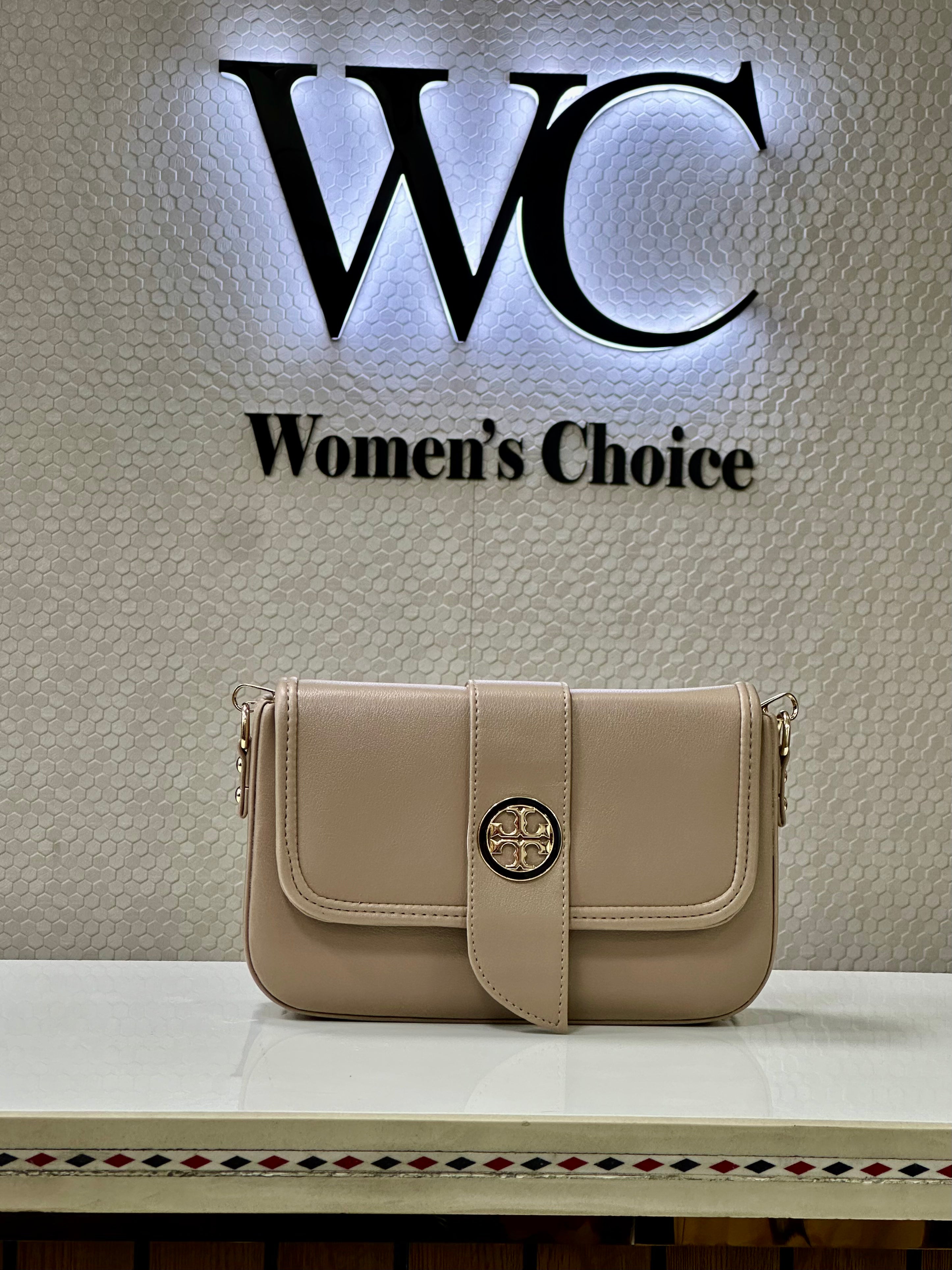 ✨ Fashionable Ladies Chain Handbag: Trendy New Style Crossbody Small Square Bag – Popular Ins Women's Bag Stylish Handbag ✨