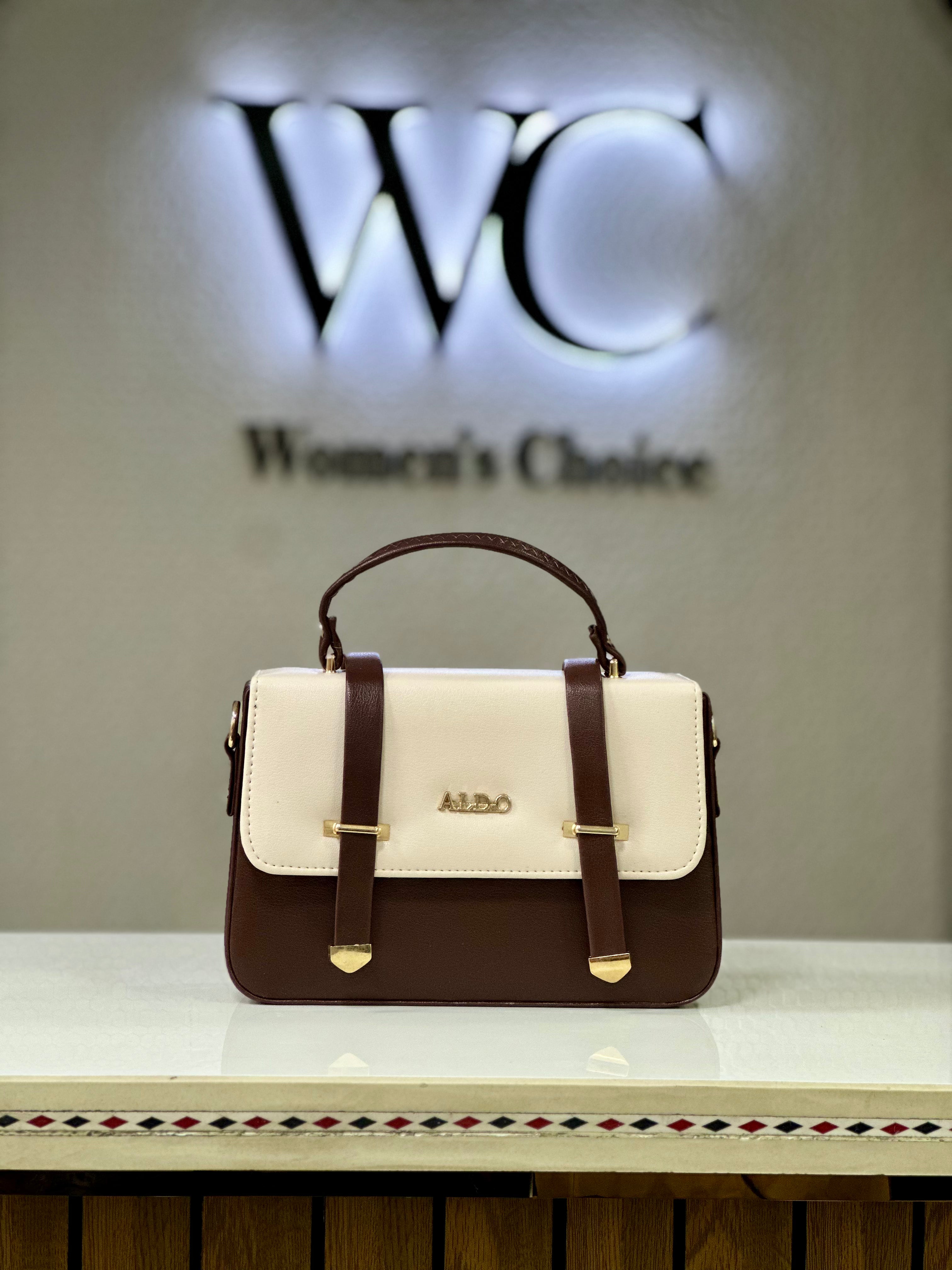 ✨ Fashionable Ladies Two-Tone Handbag: Trendy New Style Messenger Crossbody – Popular Ins Women’s Small Square Bag ✨