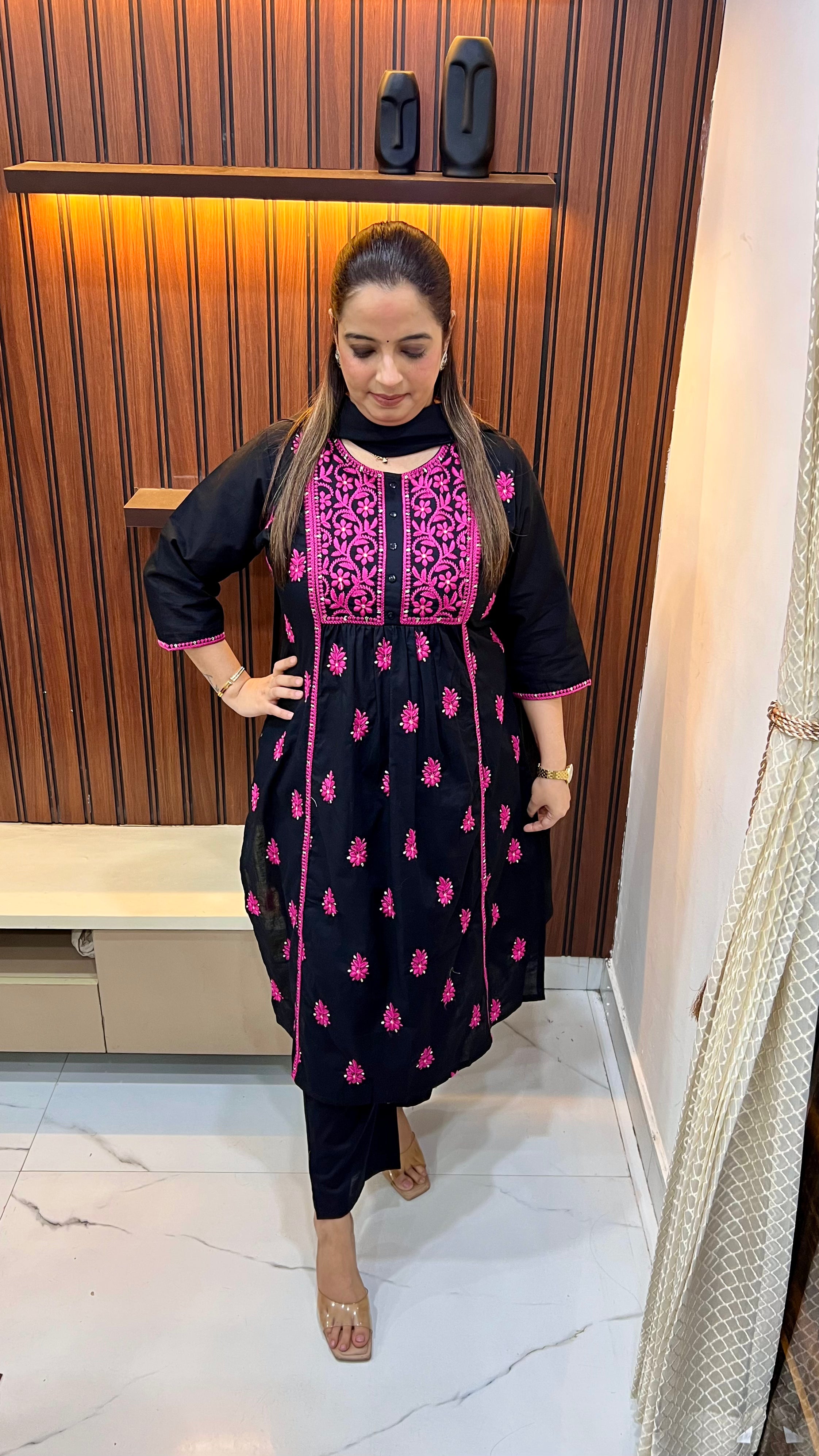 Pure Cotton Suit with Authentic Lucknowi Chikankari