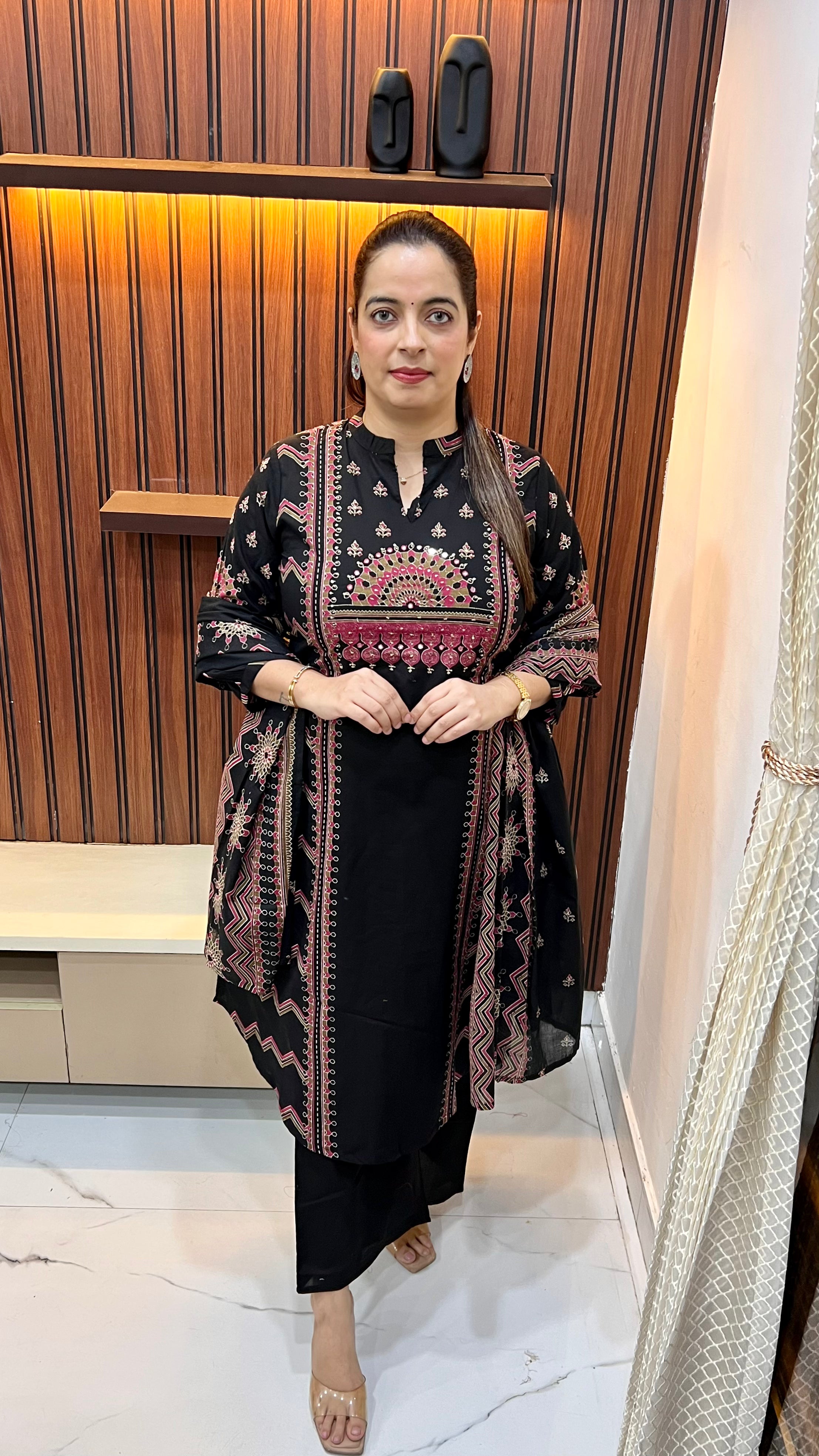 Pure Cotton Kalamkari & Mirror Work Suit with Dual Pockets