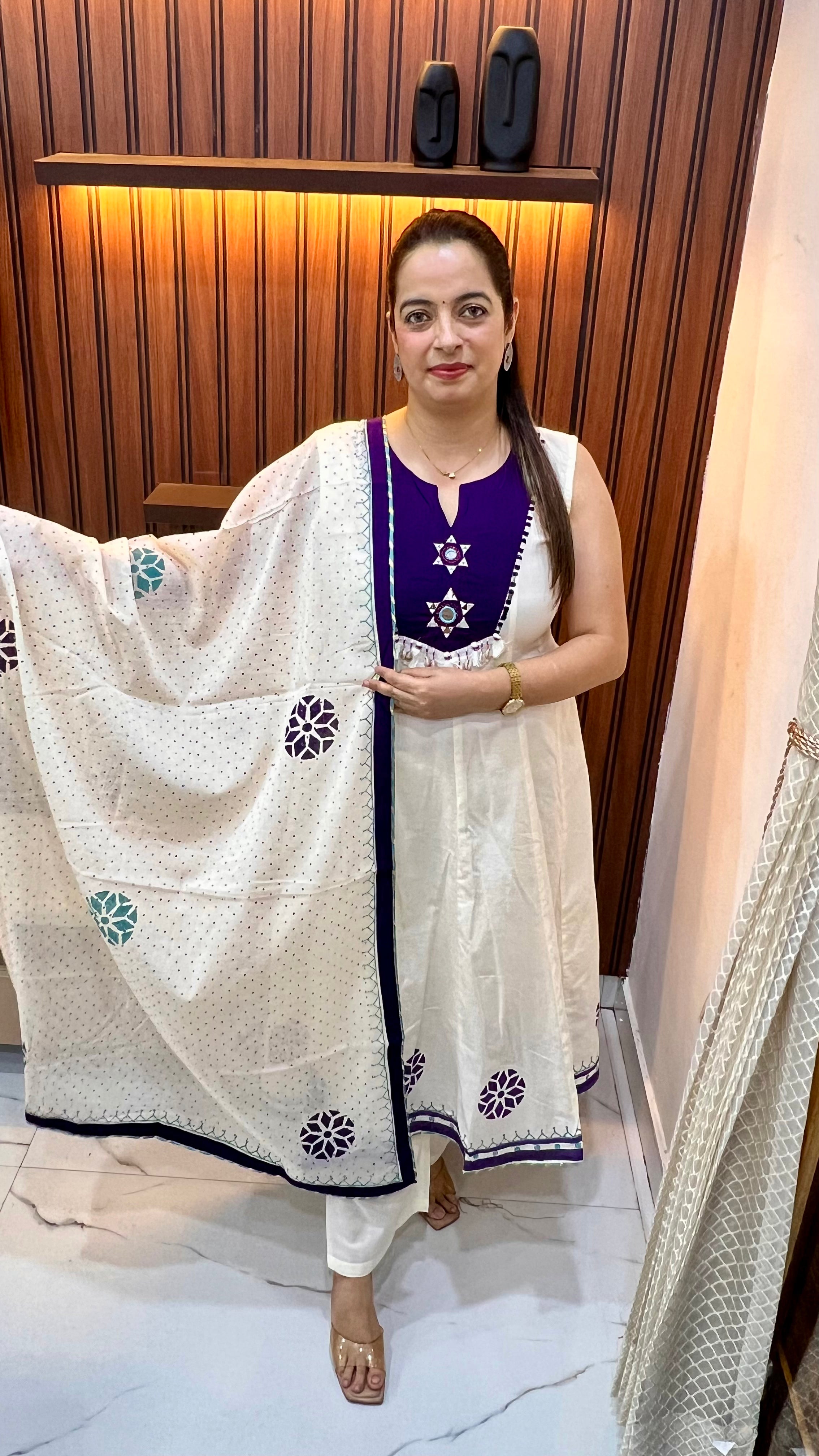 The Artisanal Heritage Suite: Pure Cotton & Kota Doria Fusion