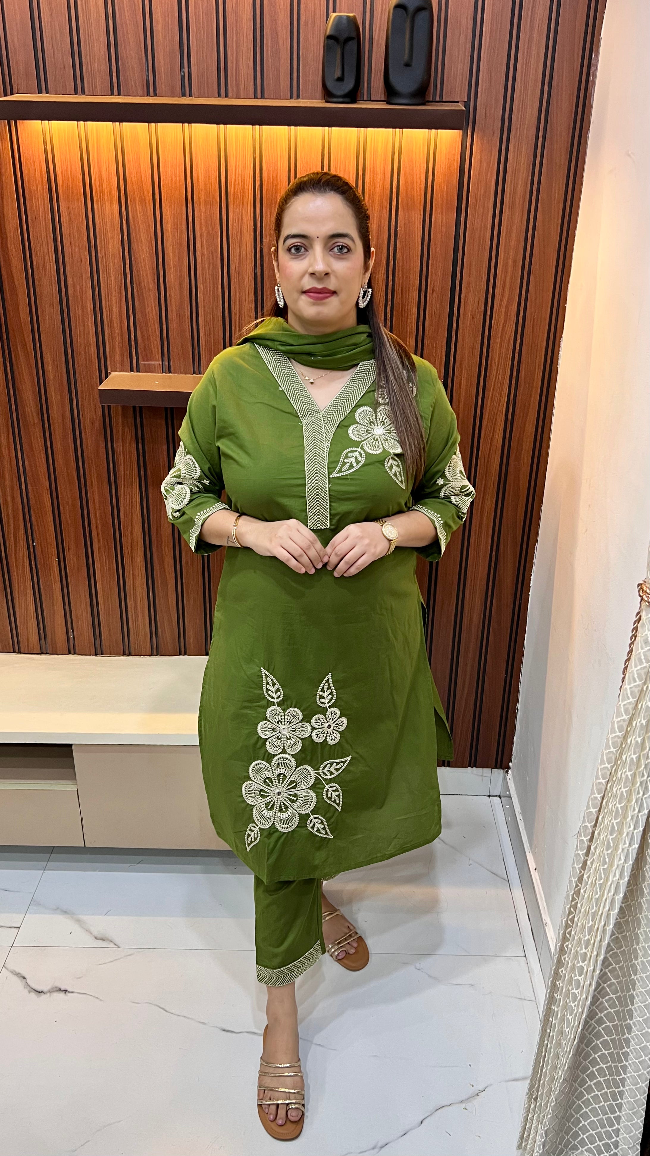 Garden Bloom: All-Over Thread Embroidered Cotton Set