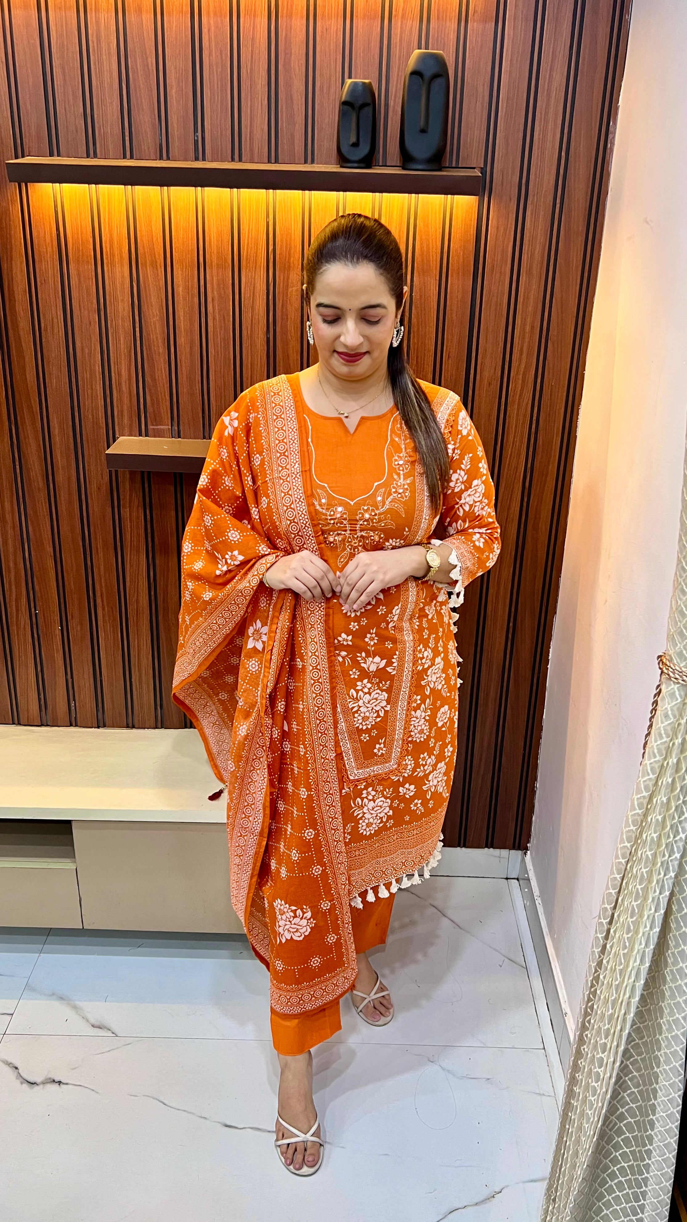 Karachi Heritage: Pure Cotton Katha & Mirror-Work Suit
