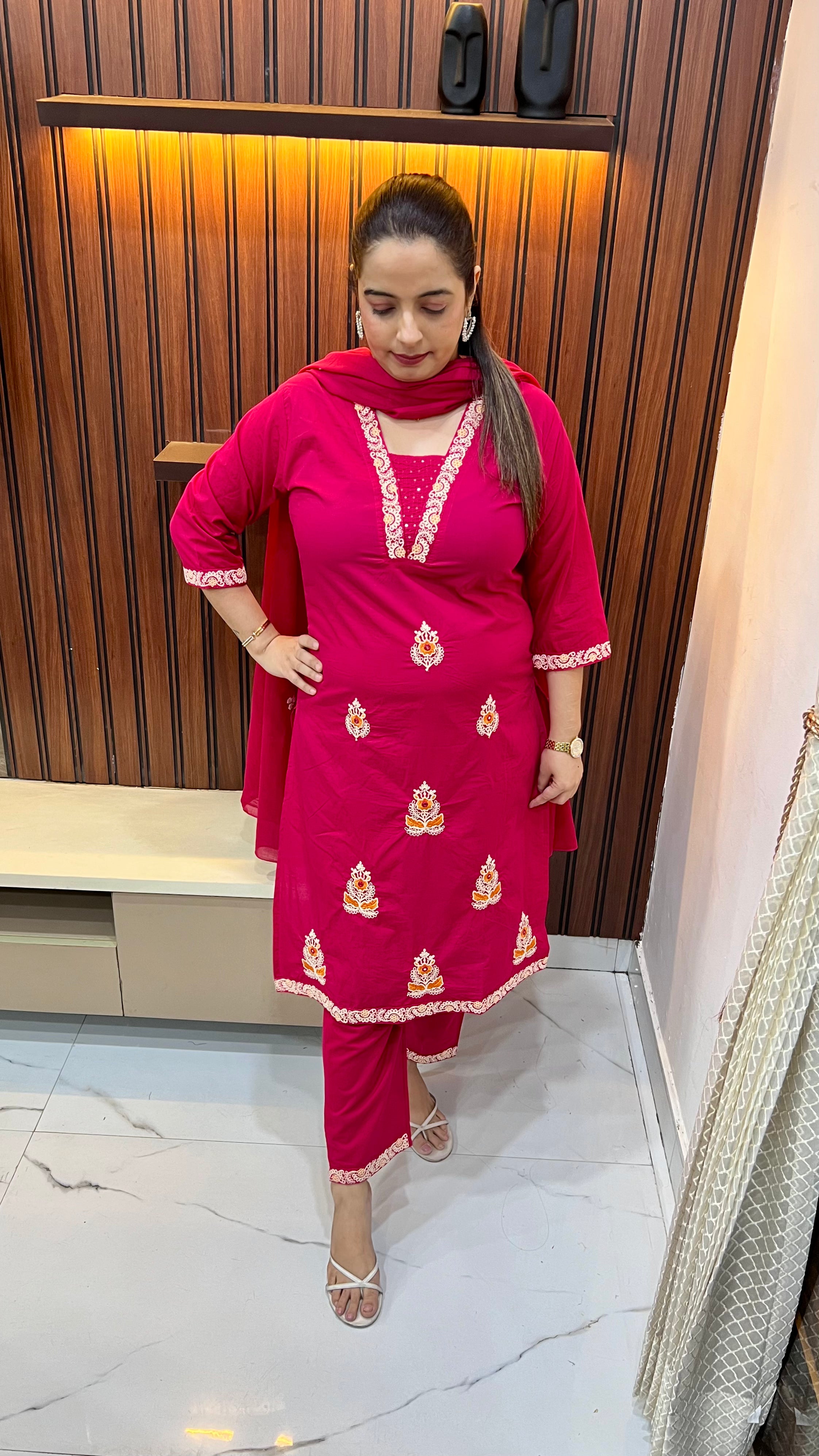 Ethereal Bloom: Pure Cotton Suit with Mulmul Dupatta