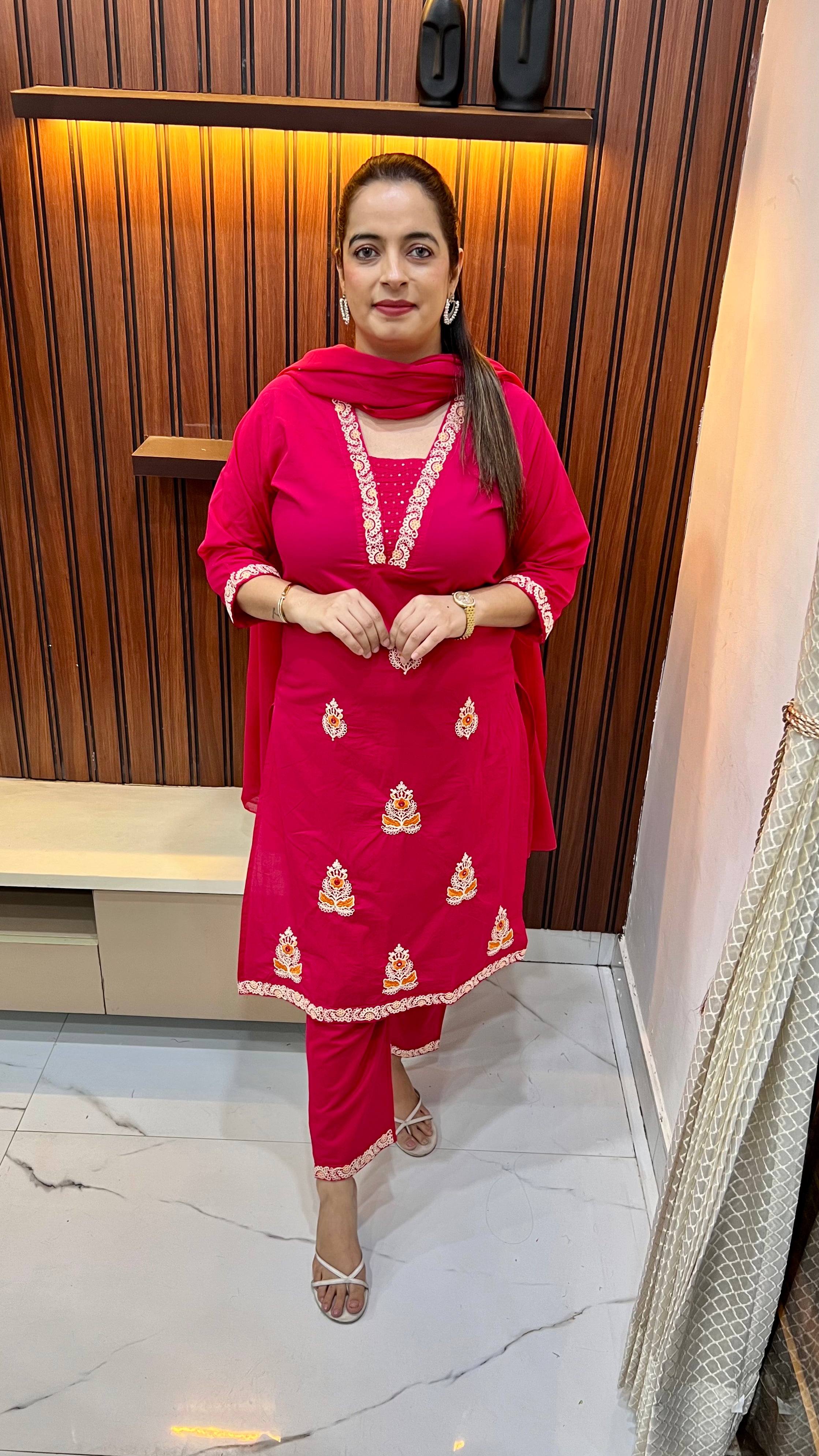Ethereal Bloom: Pure Cotton Suit with Mulmul Dupatta