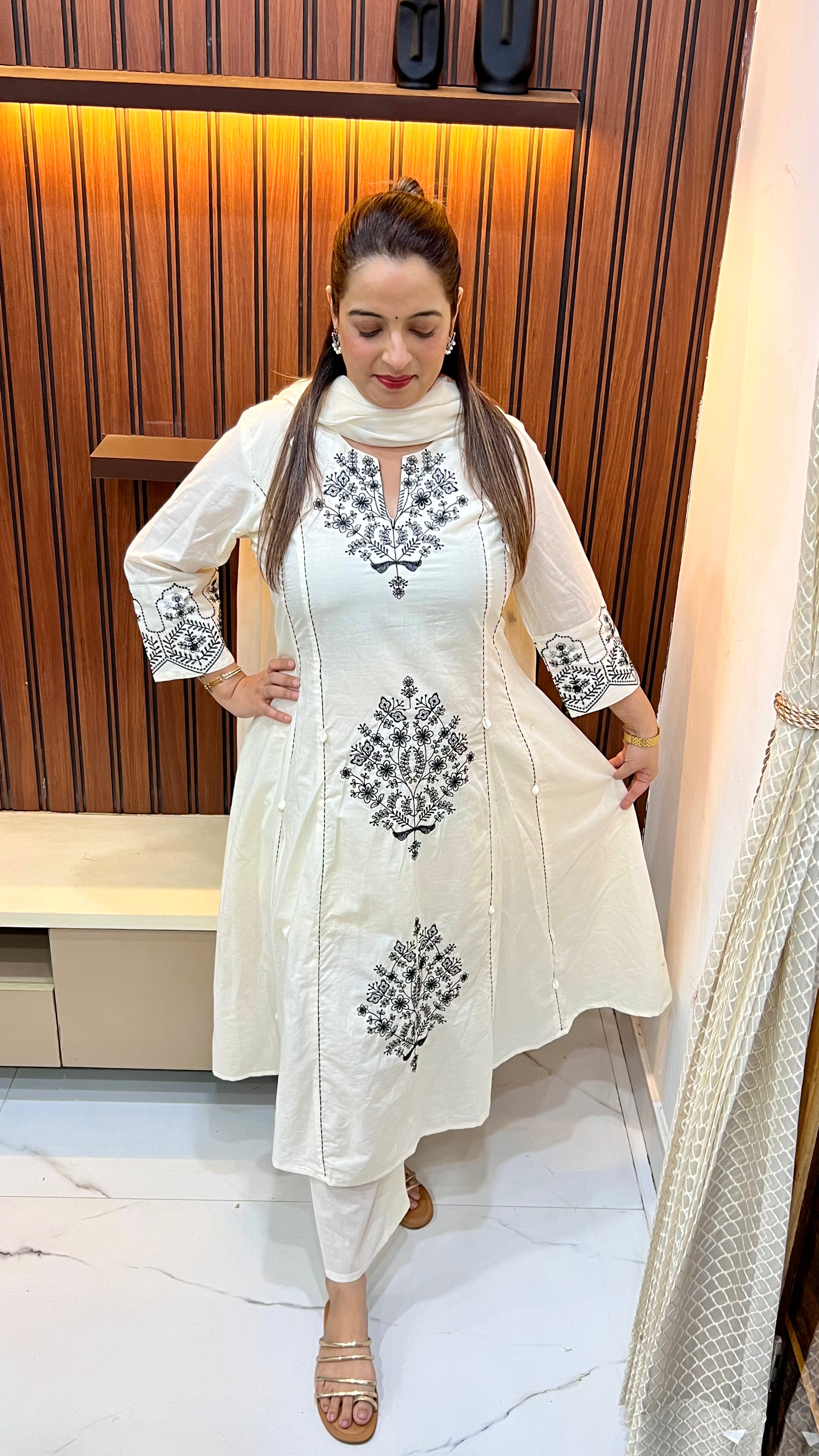 Artisanal Charm: Pure Cotton Suit with Katha & Kodi Accents