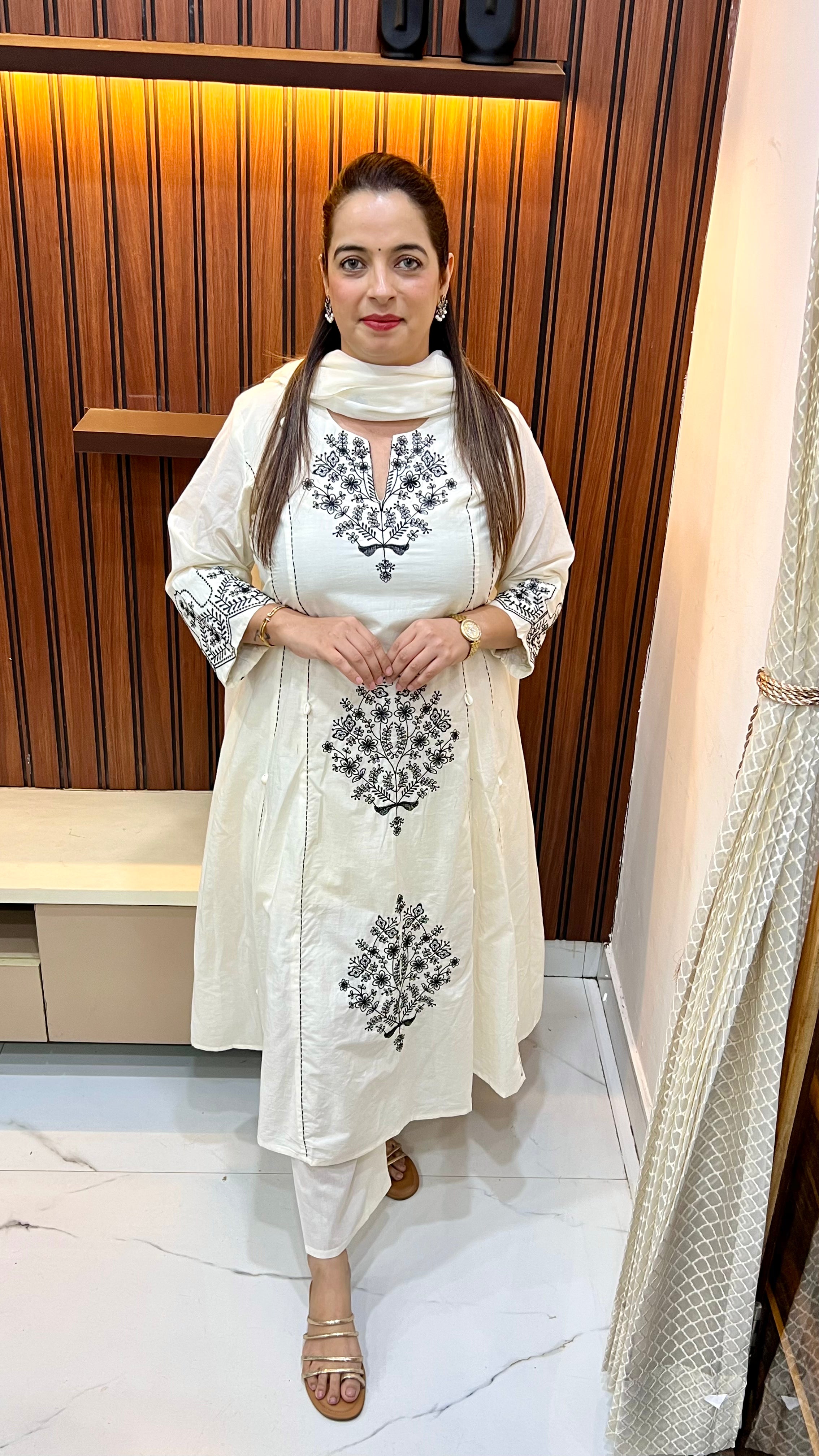 Artisanal Charm: Pure Cotton Suit with Katha & Kodi Accents