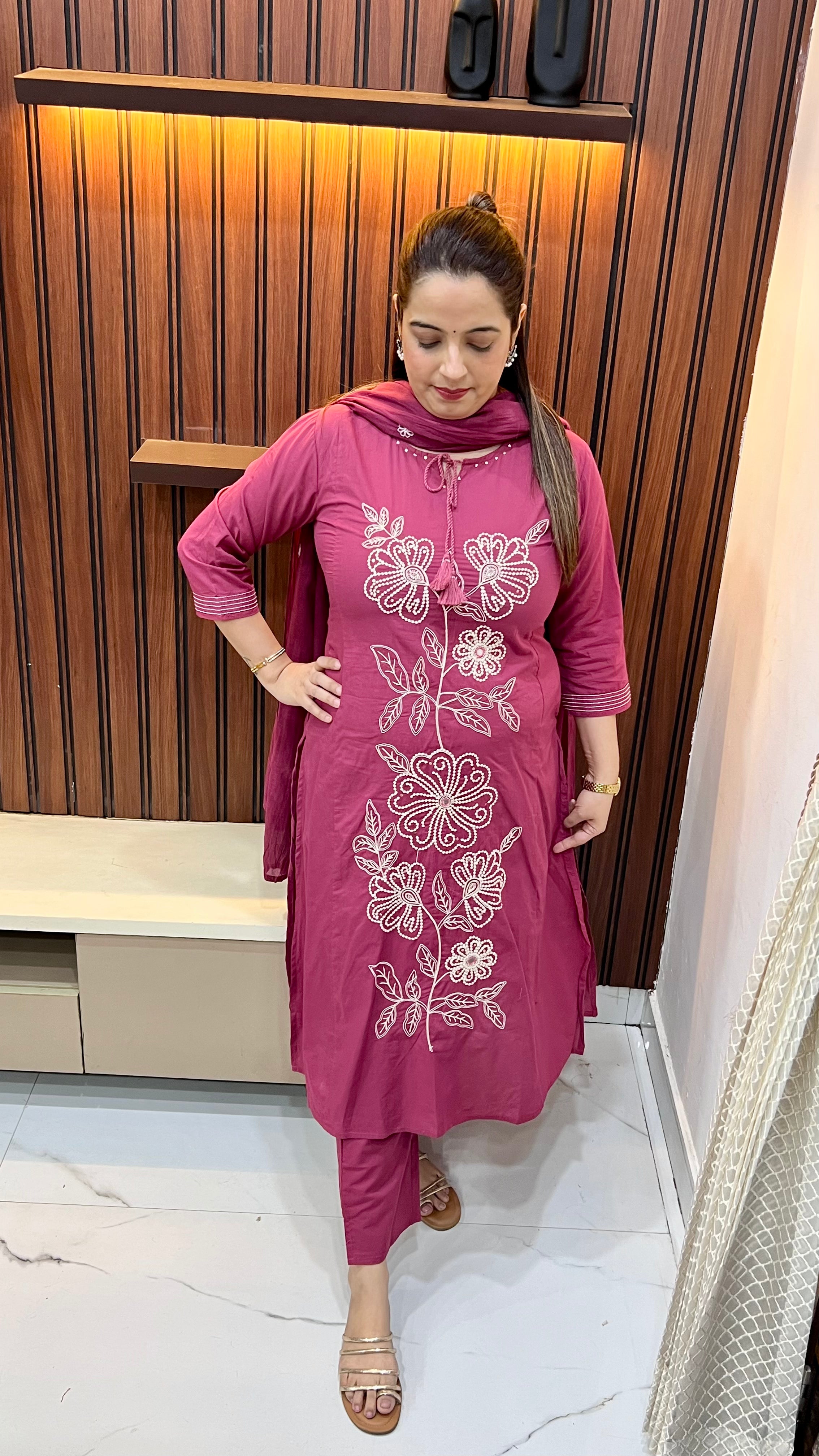 Regal Sophistication: Pure Cotton Suite with Hand-Made Dori & Pearl Artistry