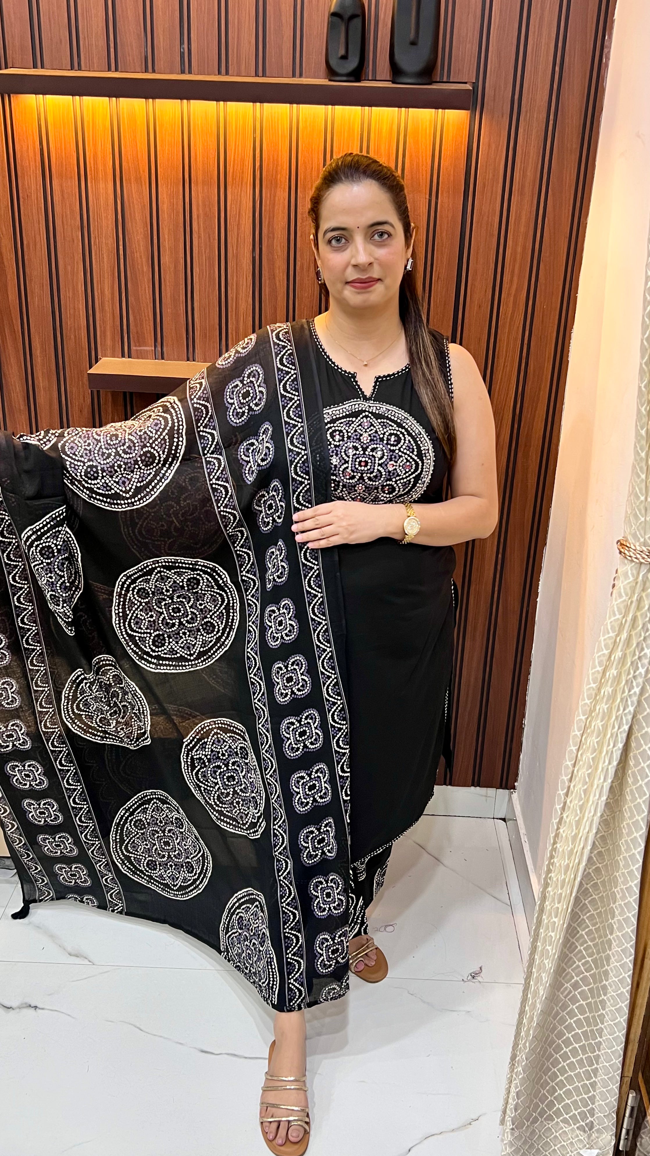 Vibrant Heritage: Pure Cotton Bandhani Suit with Katha & Mirror Artistry