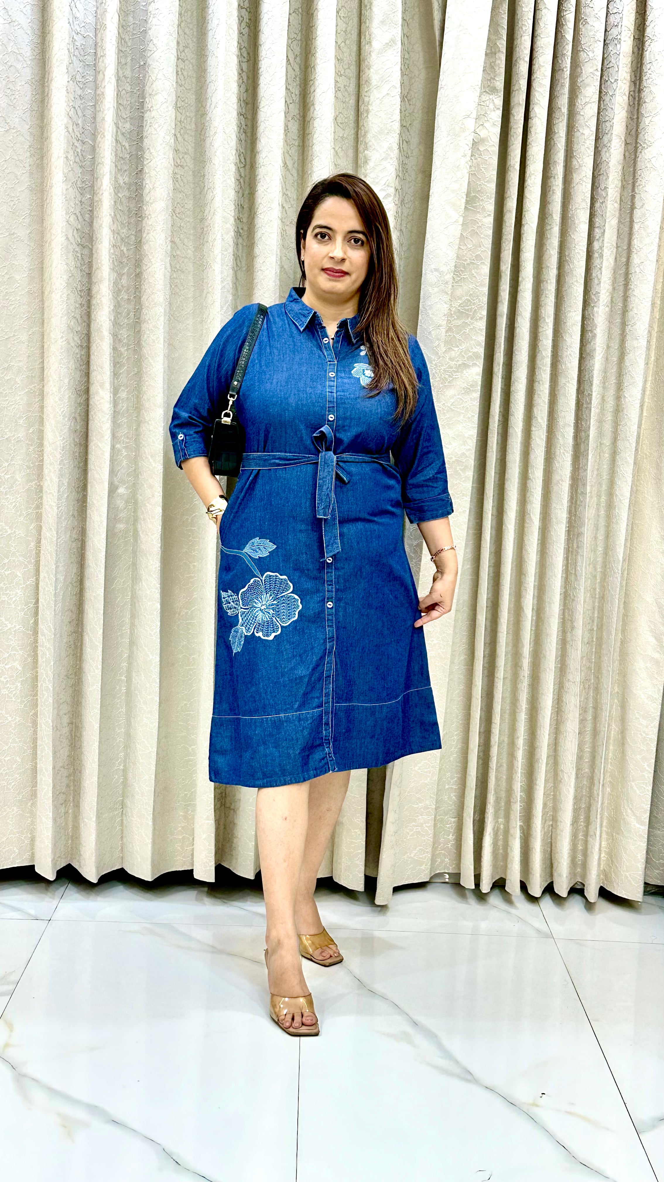 Women's Choice Exclusive: Denim Tunic & Sculpted Thread-Embroidery Masterpiece