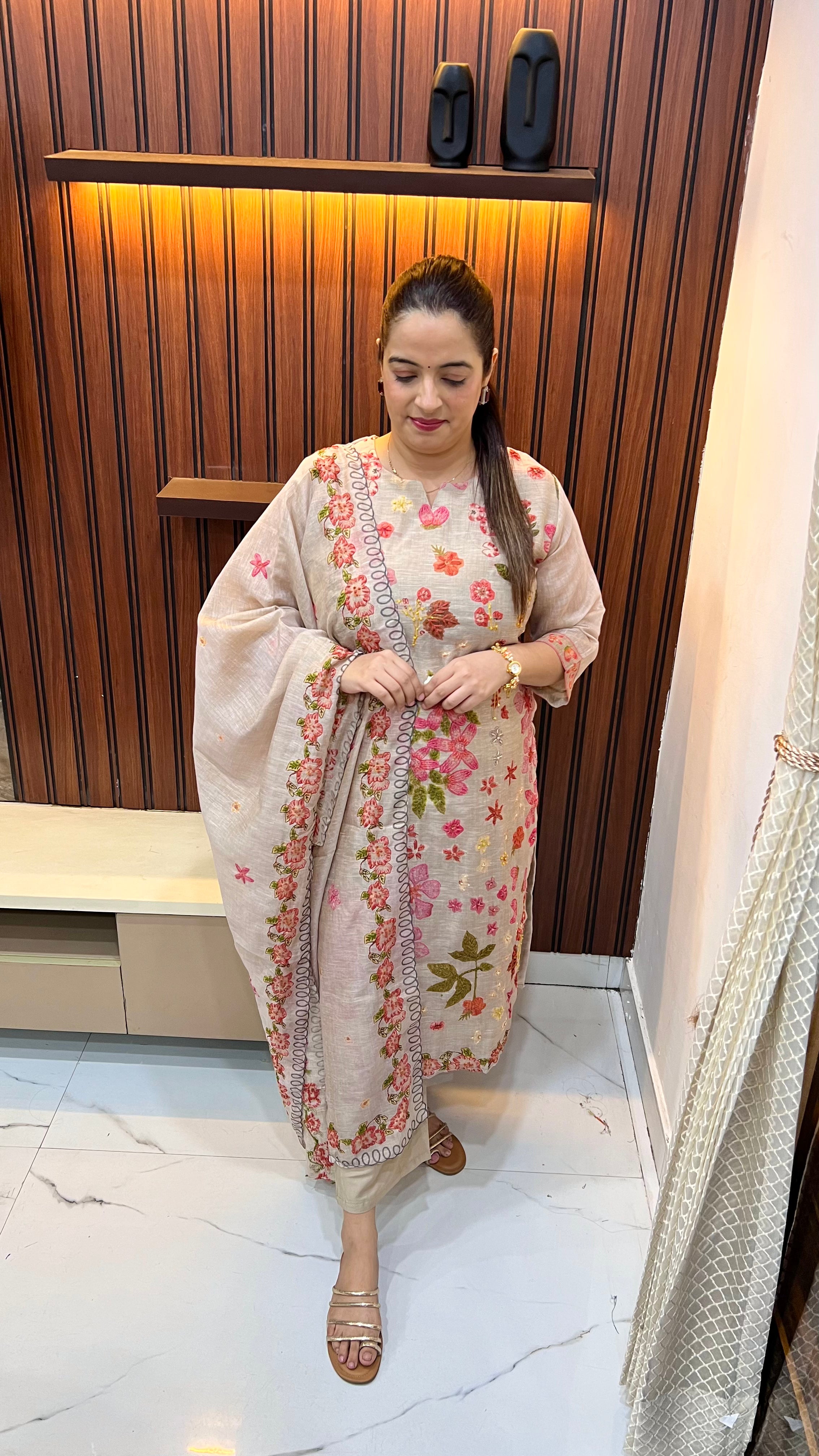 The Sovereign Silk: Maheshwari Silk Suit with Hand-Worked Knot & Cut-Work Artistr