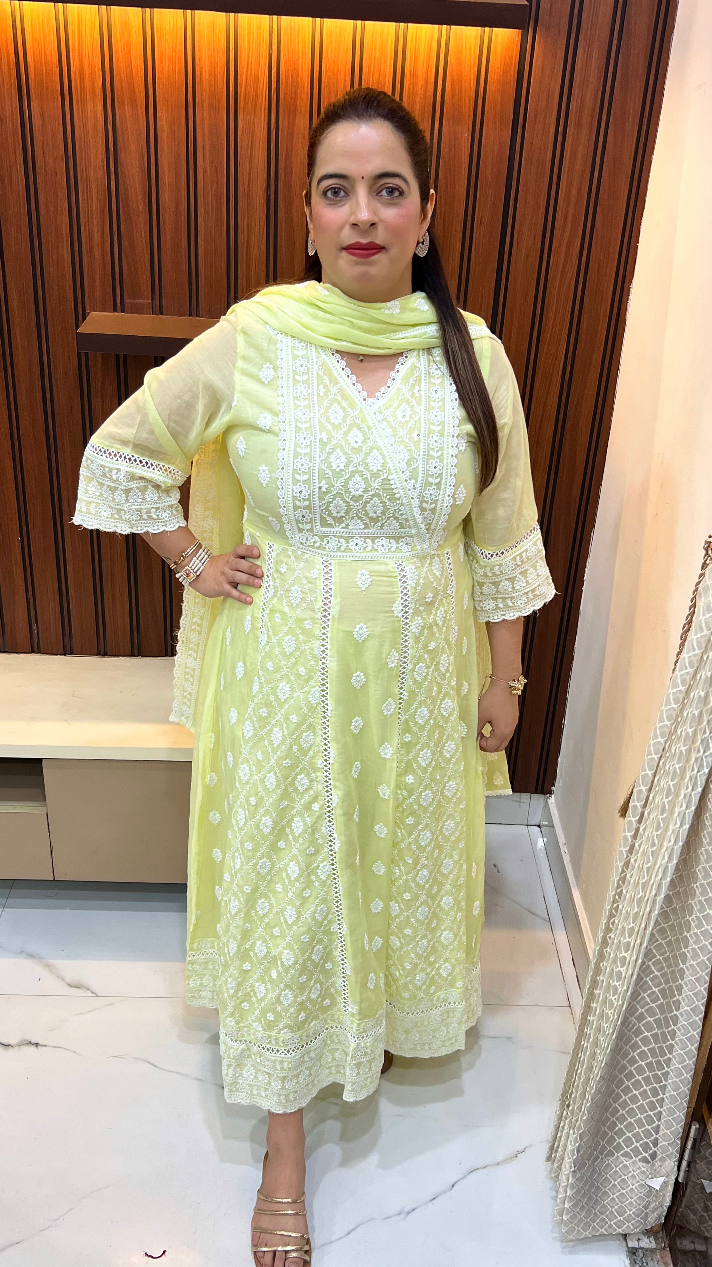 The Lucknowi Muse: Mul Cotton Suit with Allover Chikankari Artistry