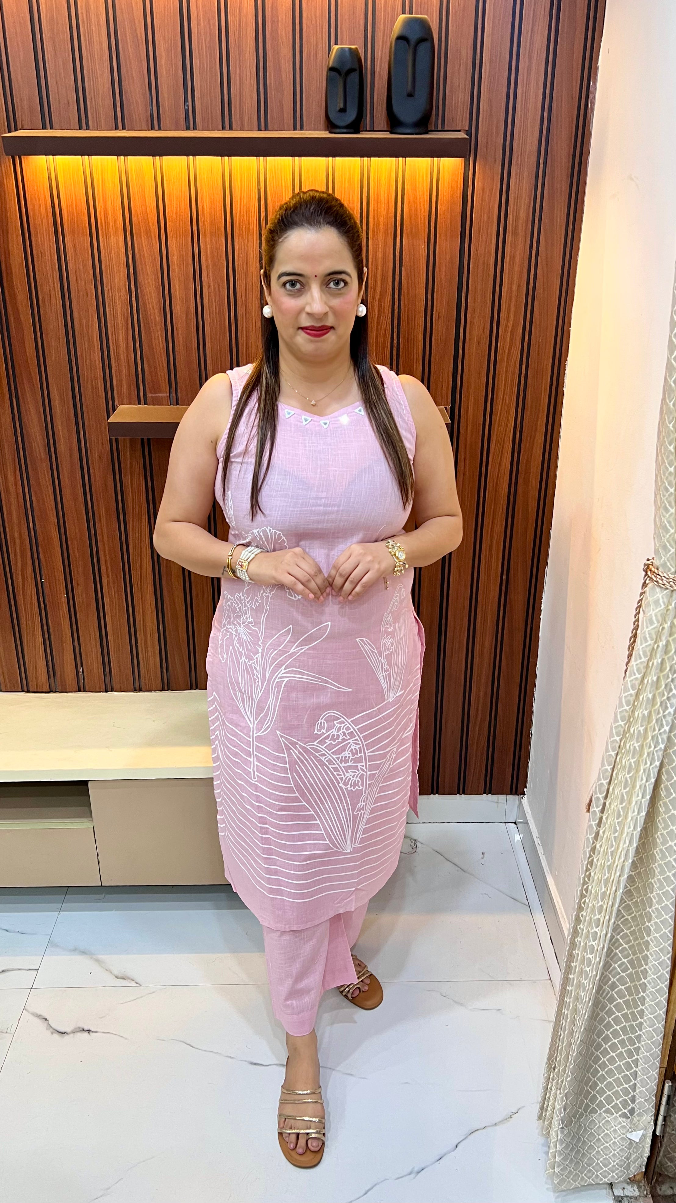 The Modern Minimalist: Pure Cotton 2-Piece Suit with Kantha & Real Mirror Artistry