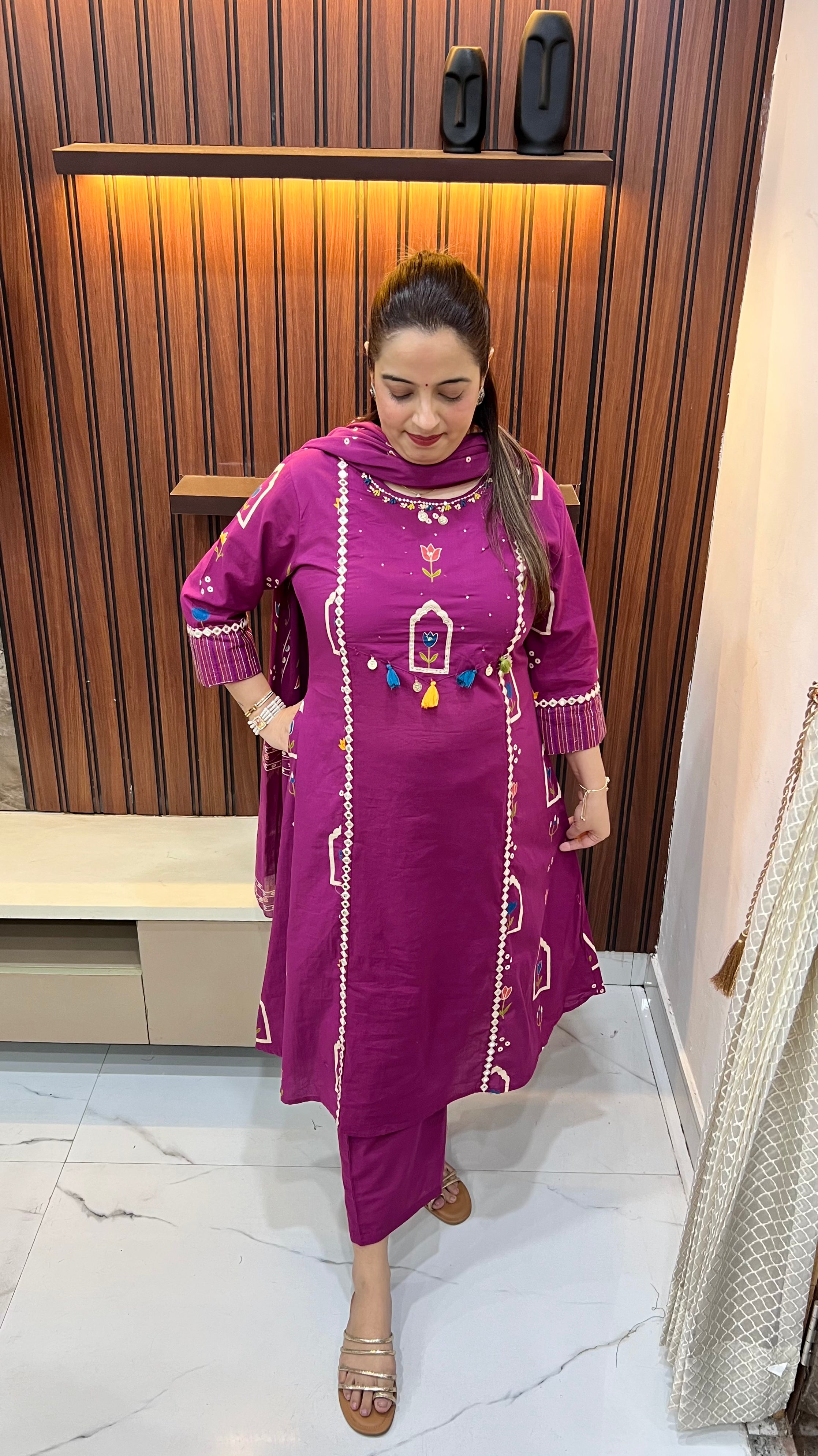 The Festive Chronicle: Pure Cotton Suit with Ginni Tassels & Mirror Artistry