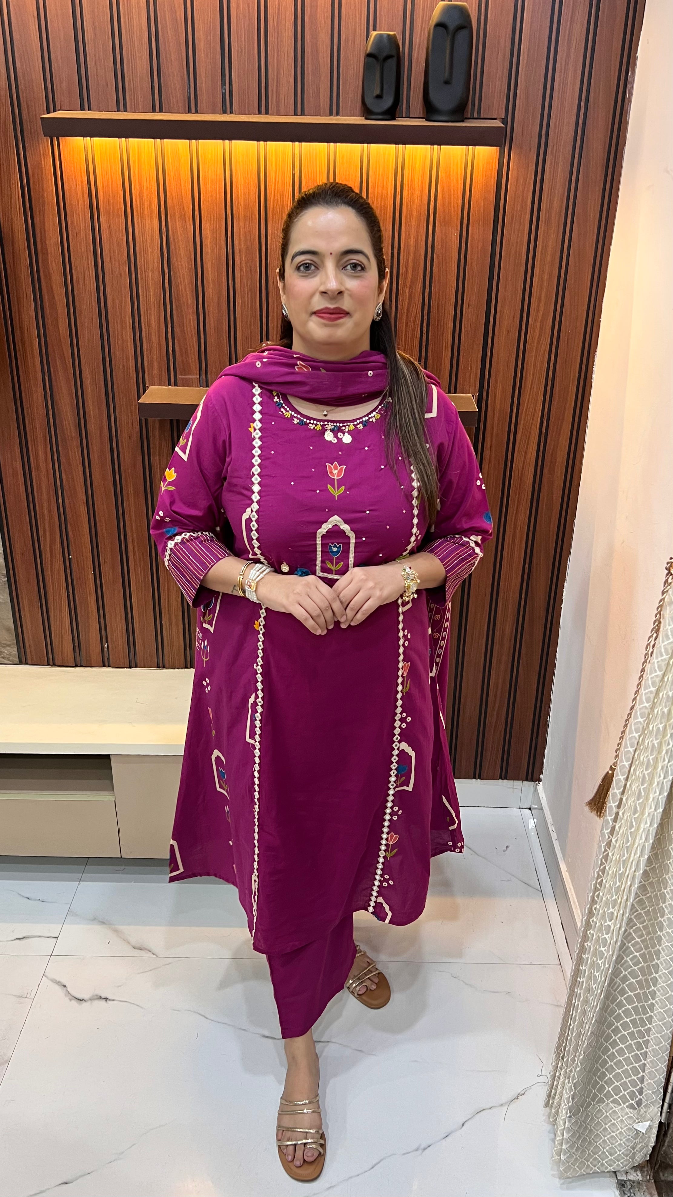 The Festive Chronicle: Pure Cotton Suit with Ginni Tassels & Mirror Artistry