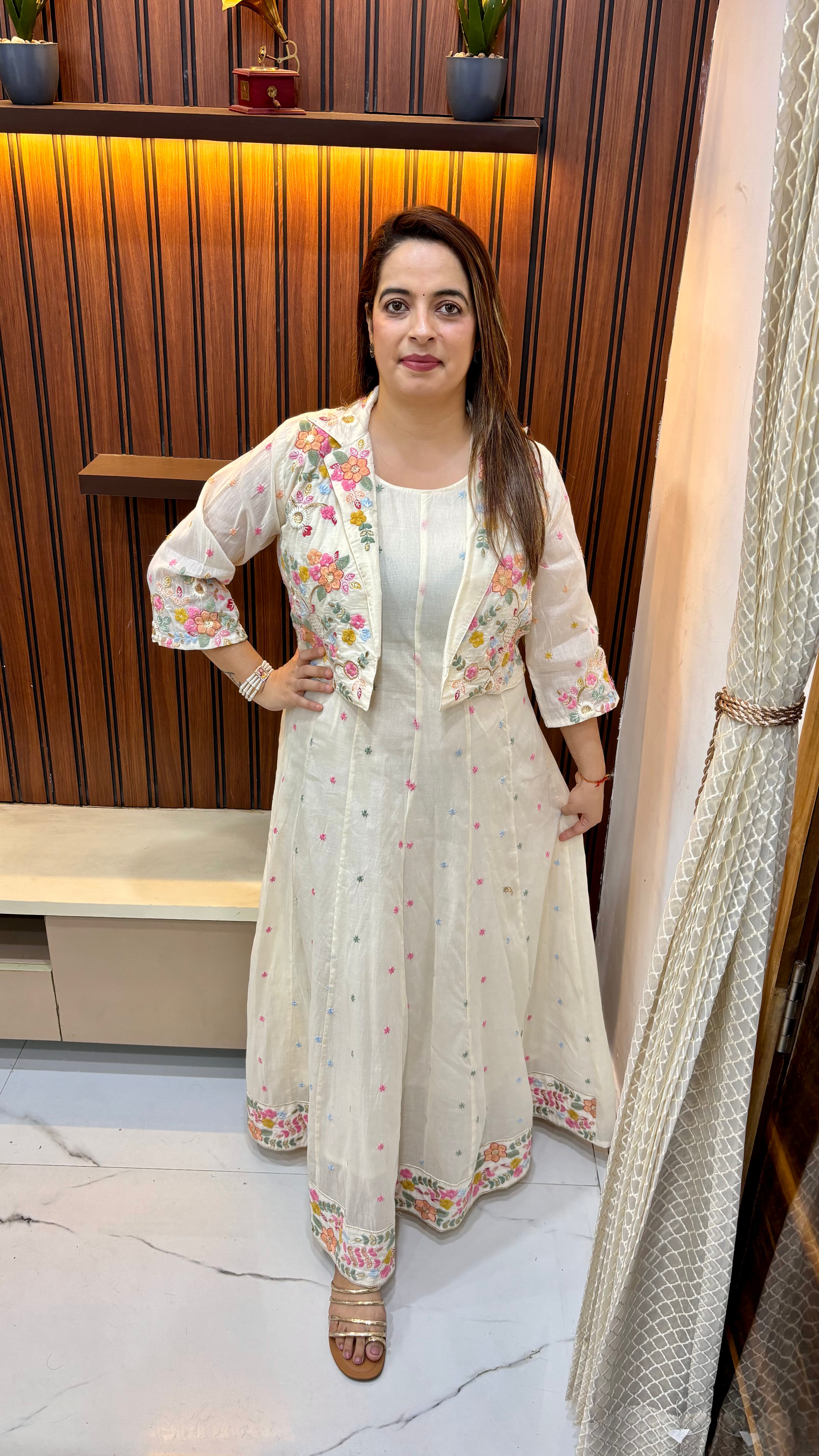 Mul Cotton One Piece with Shrug & Hand Embroidery ✨